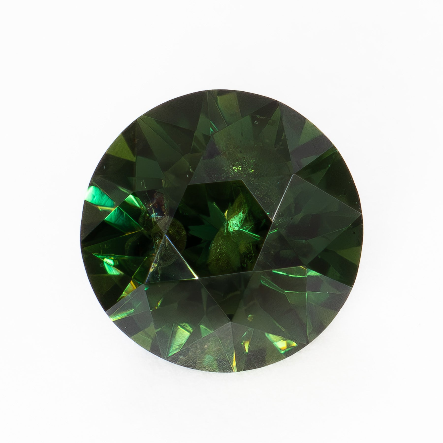 AU0105 green-yellow round australian sapphire