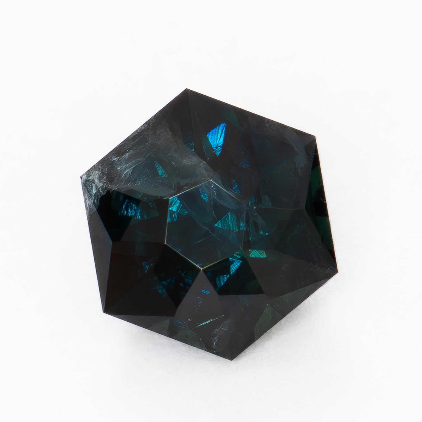 AU0112 midnight blue hex australian sapphire