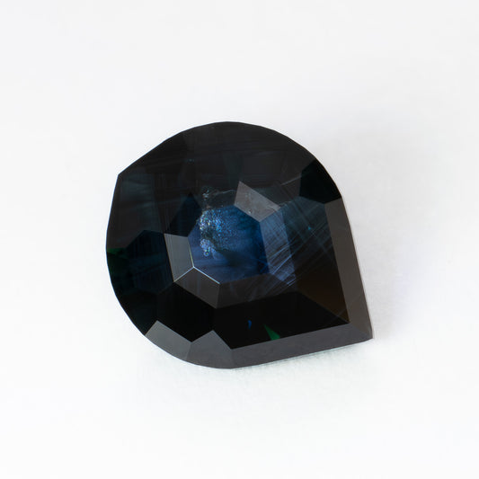 AU0116 midnight blue pear australian sapphire