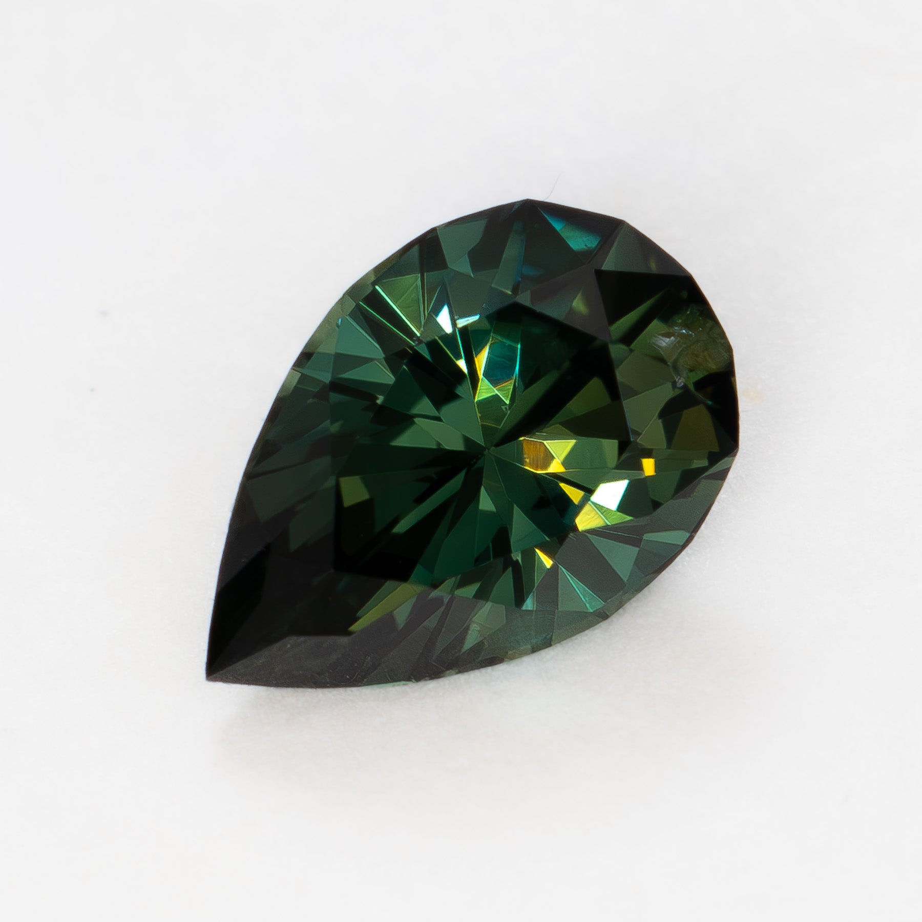 AU0118 parti teal pear australian sapphire