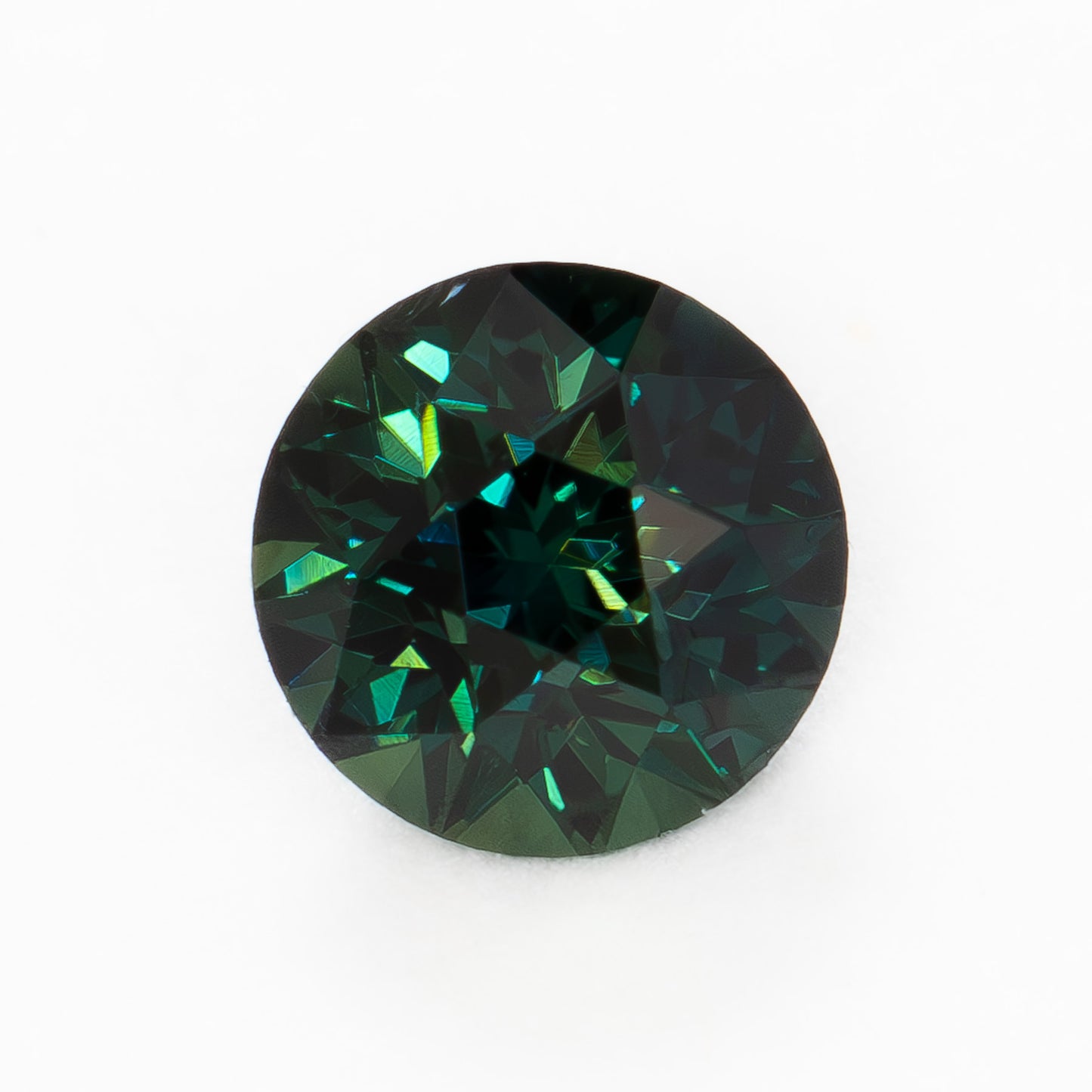 AU0124 dark teal australian sapphire round