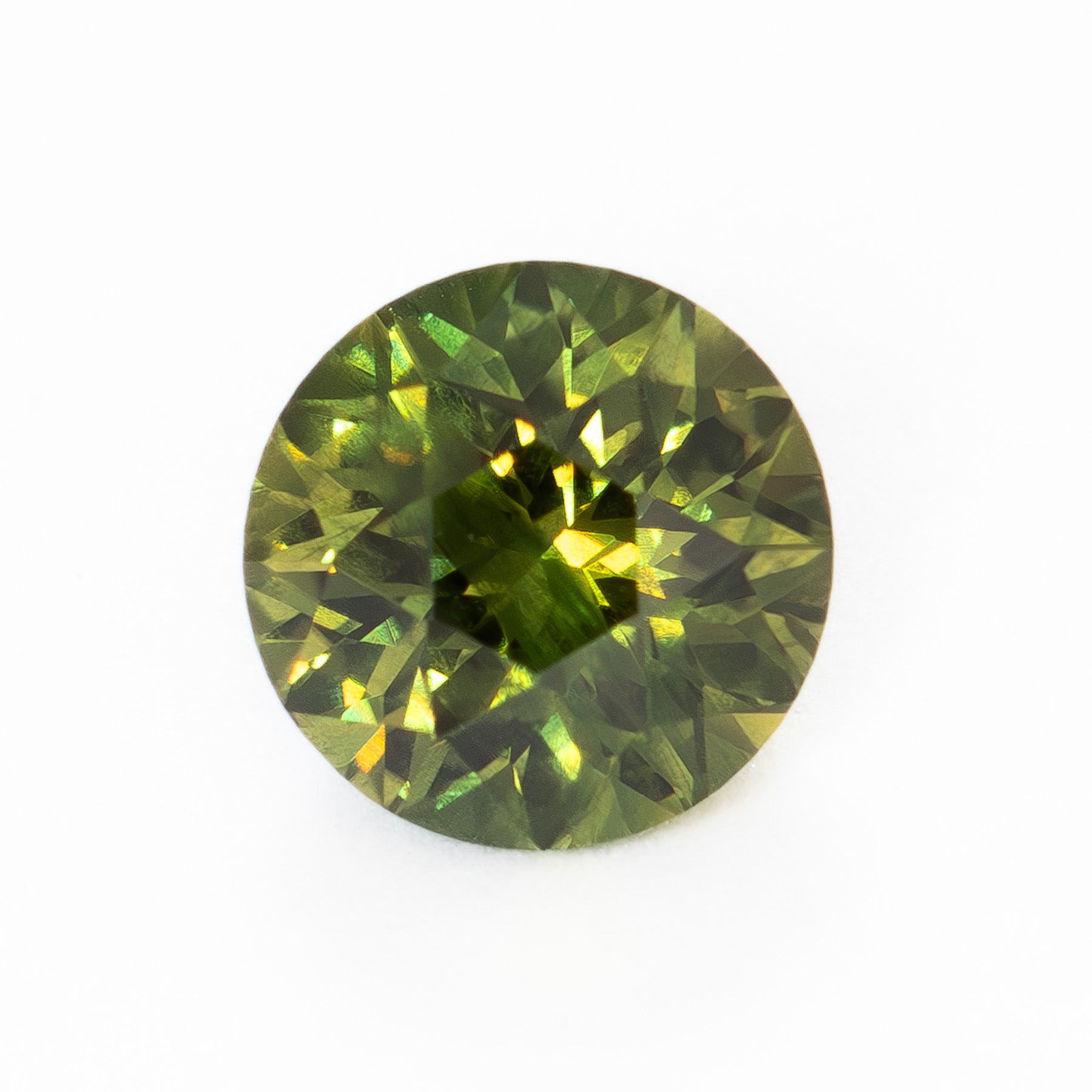AU0140 1.74ct bi color green yellow round cut australian sapphire