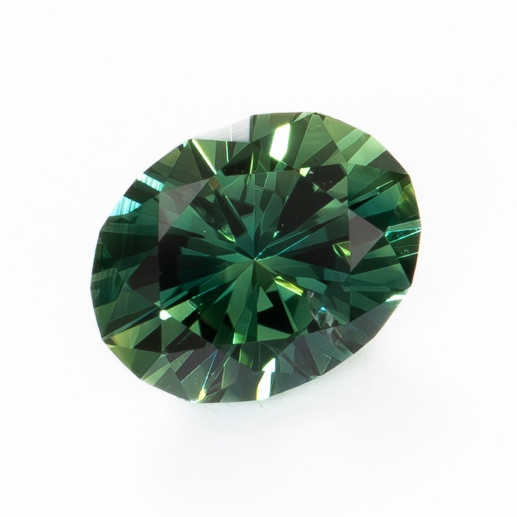 AU0141 green yellow parti color australian sapphire oval