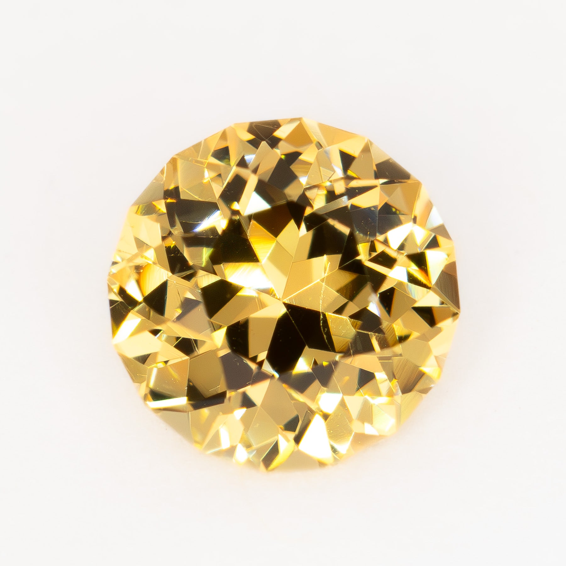 GR0101 1.02ct round cut yellow garnet
