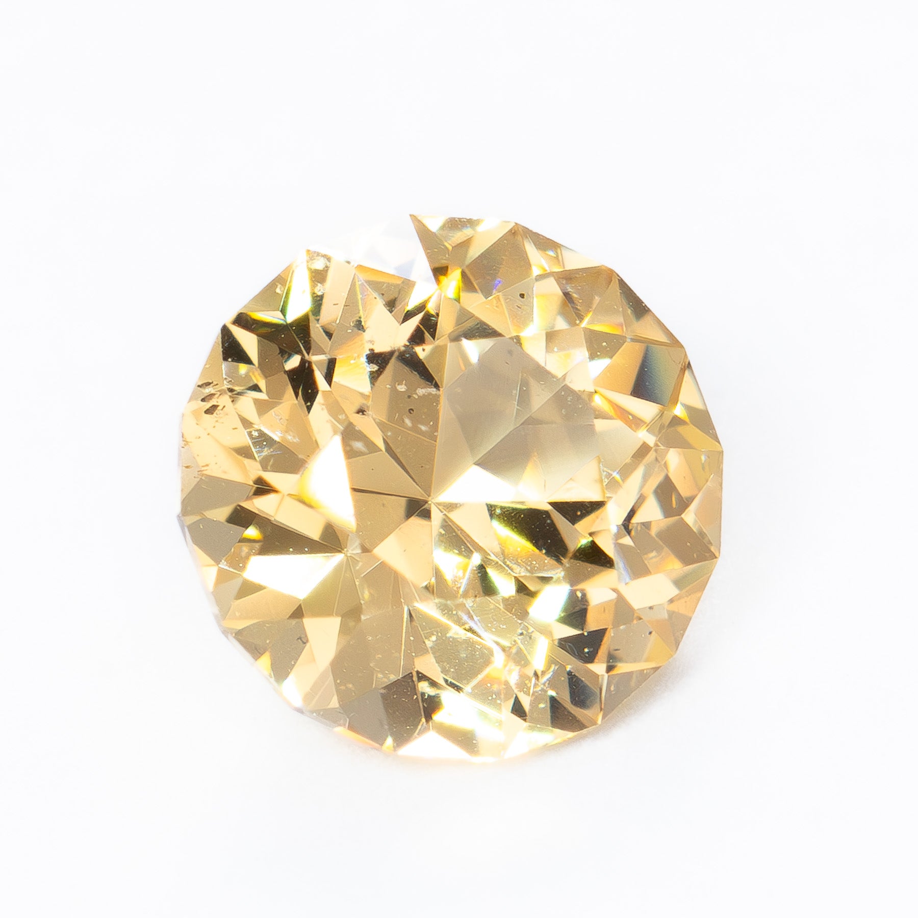 GR0102 yellow round garnet