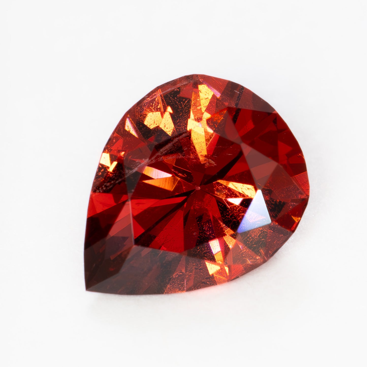 GR0108 1.35ct red pear garnet