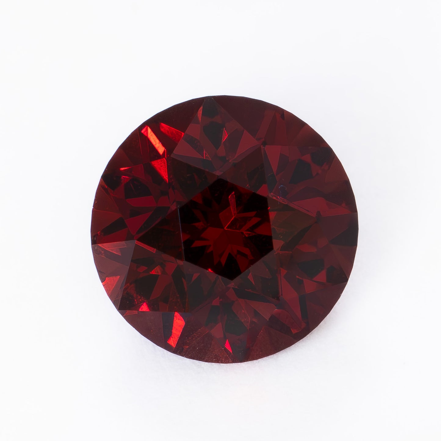 GR0111 red umba garnet round