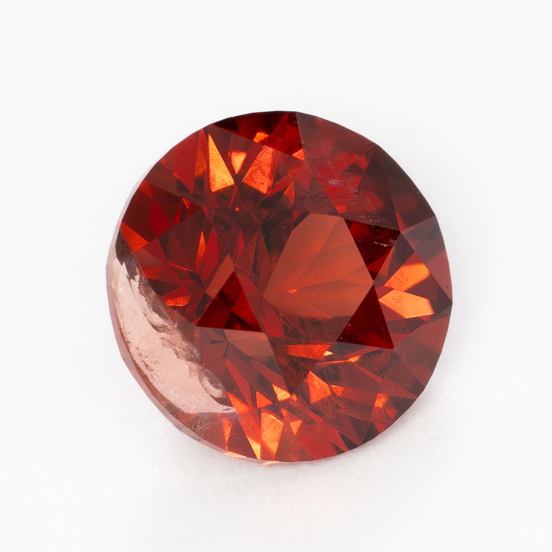 GR0112 2.03ct round cut red garnet