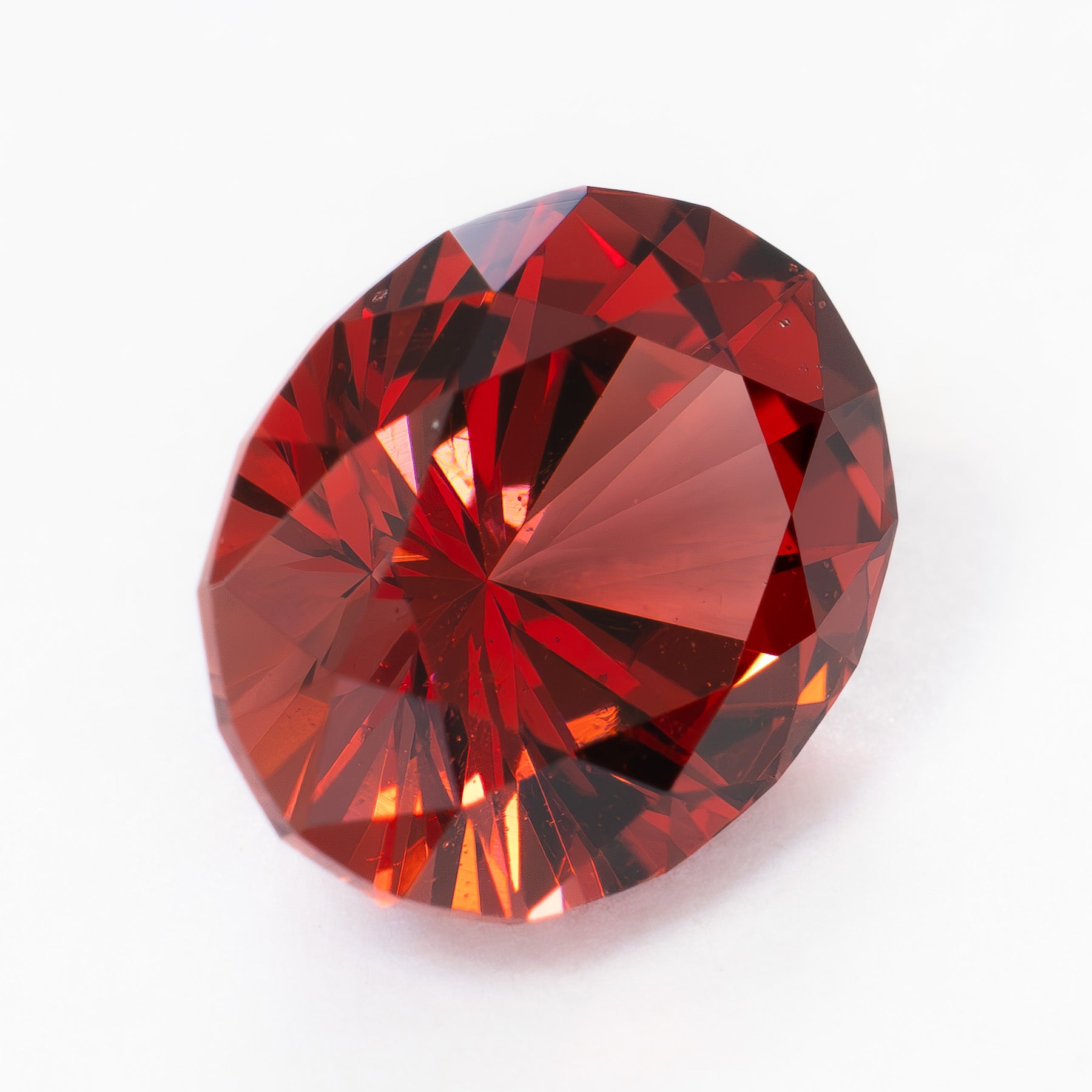 GR0114 2.34ct oval cut red garnet