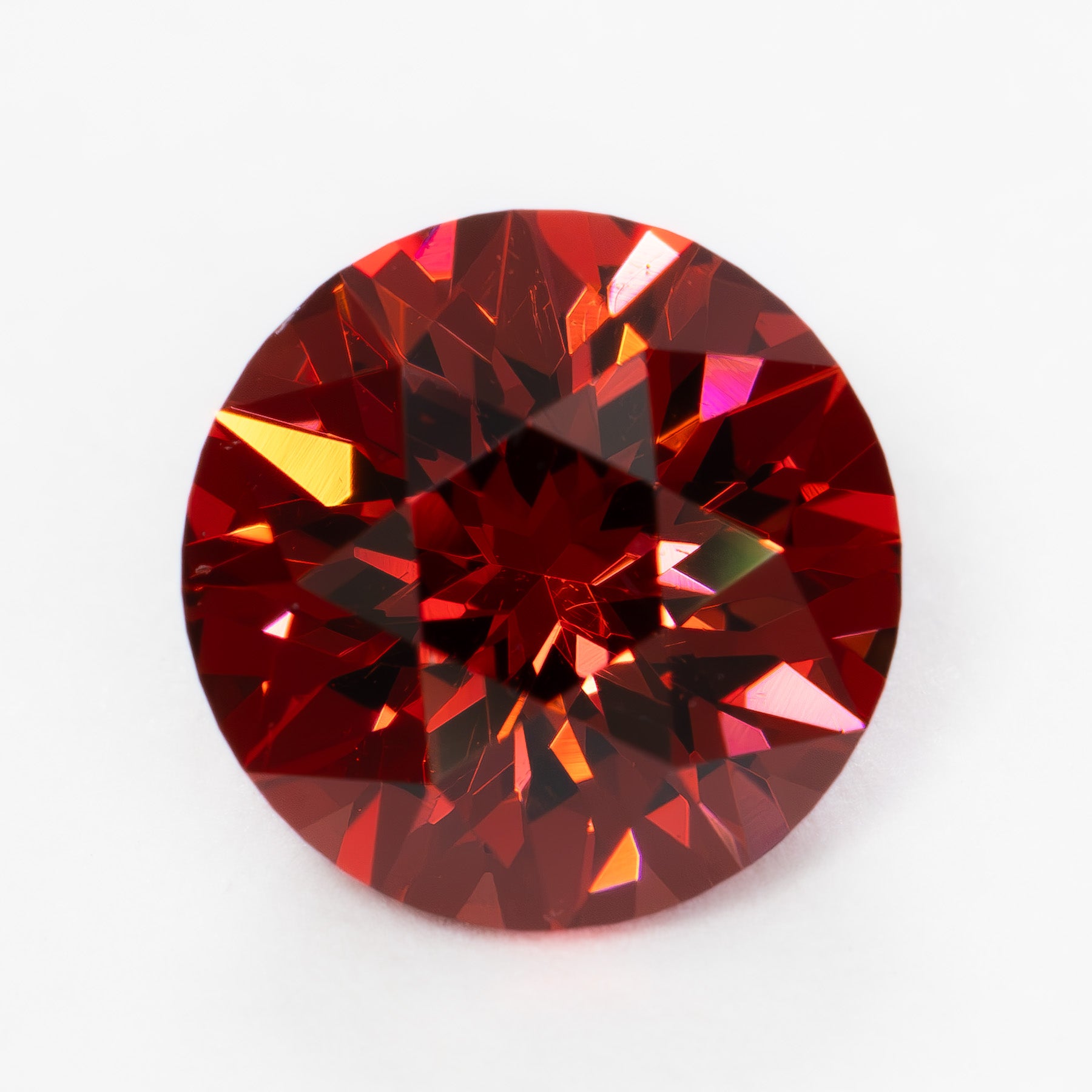 GR0122 1.63ct round red garnet