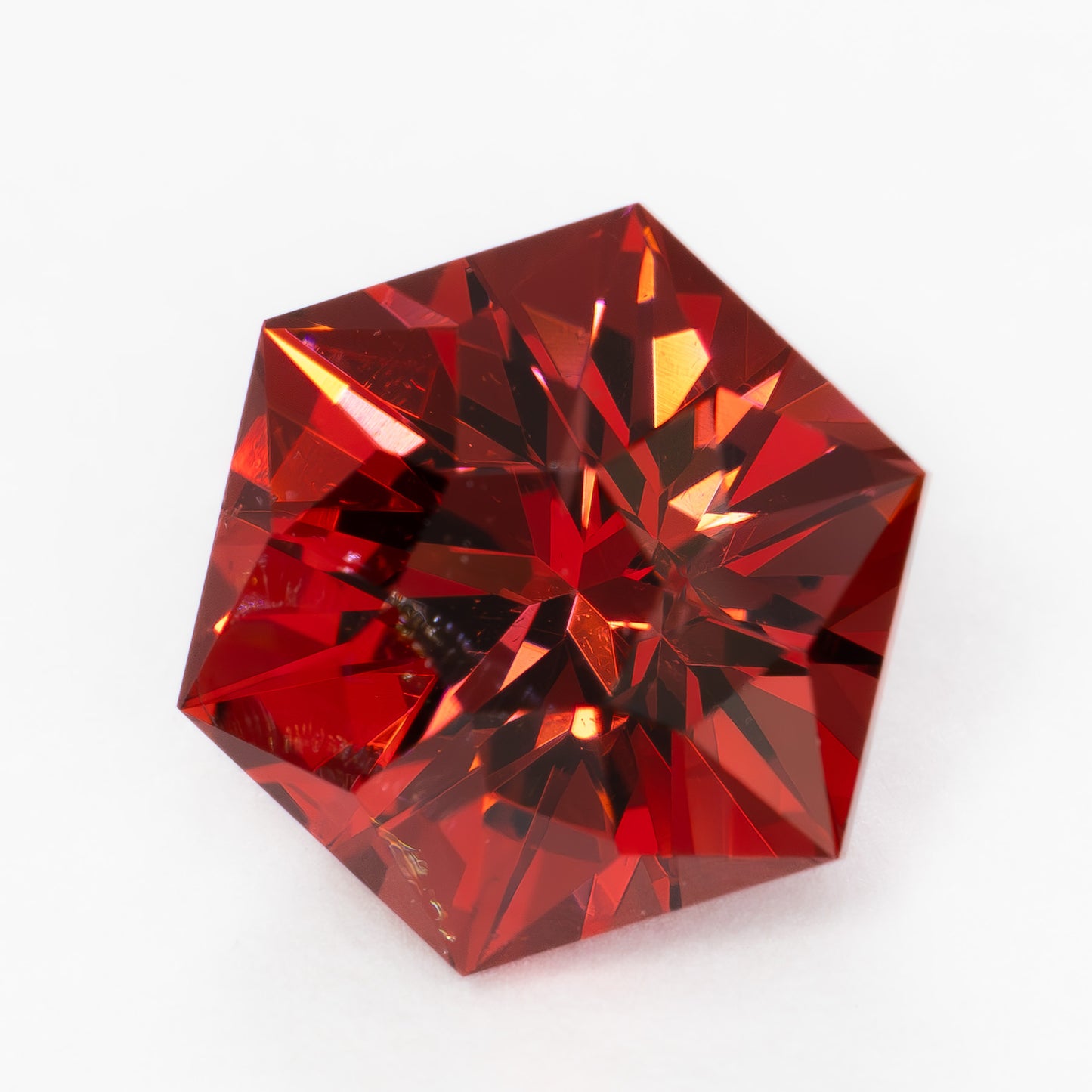 GR0123 1.98ct hex cut red garnet