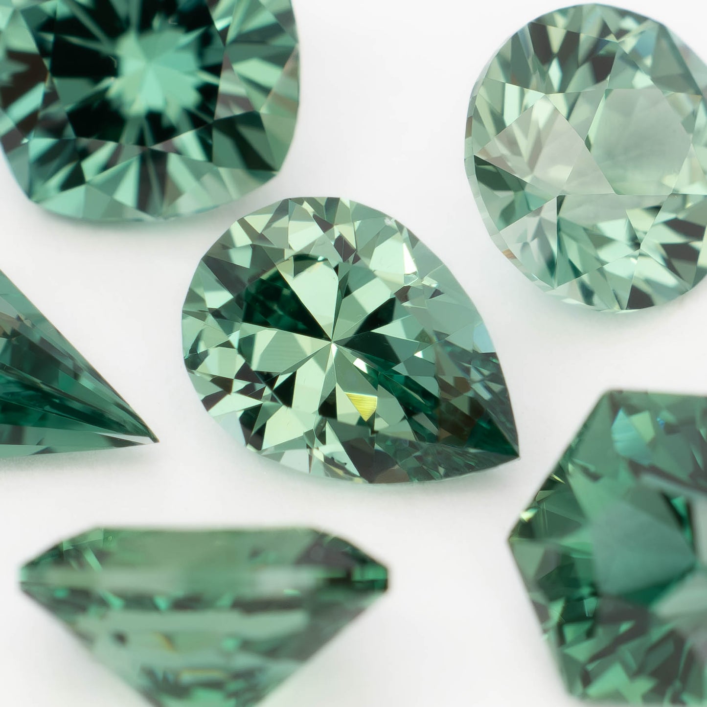 Juniper Green Sapphire