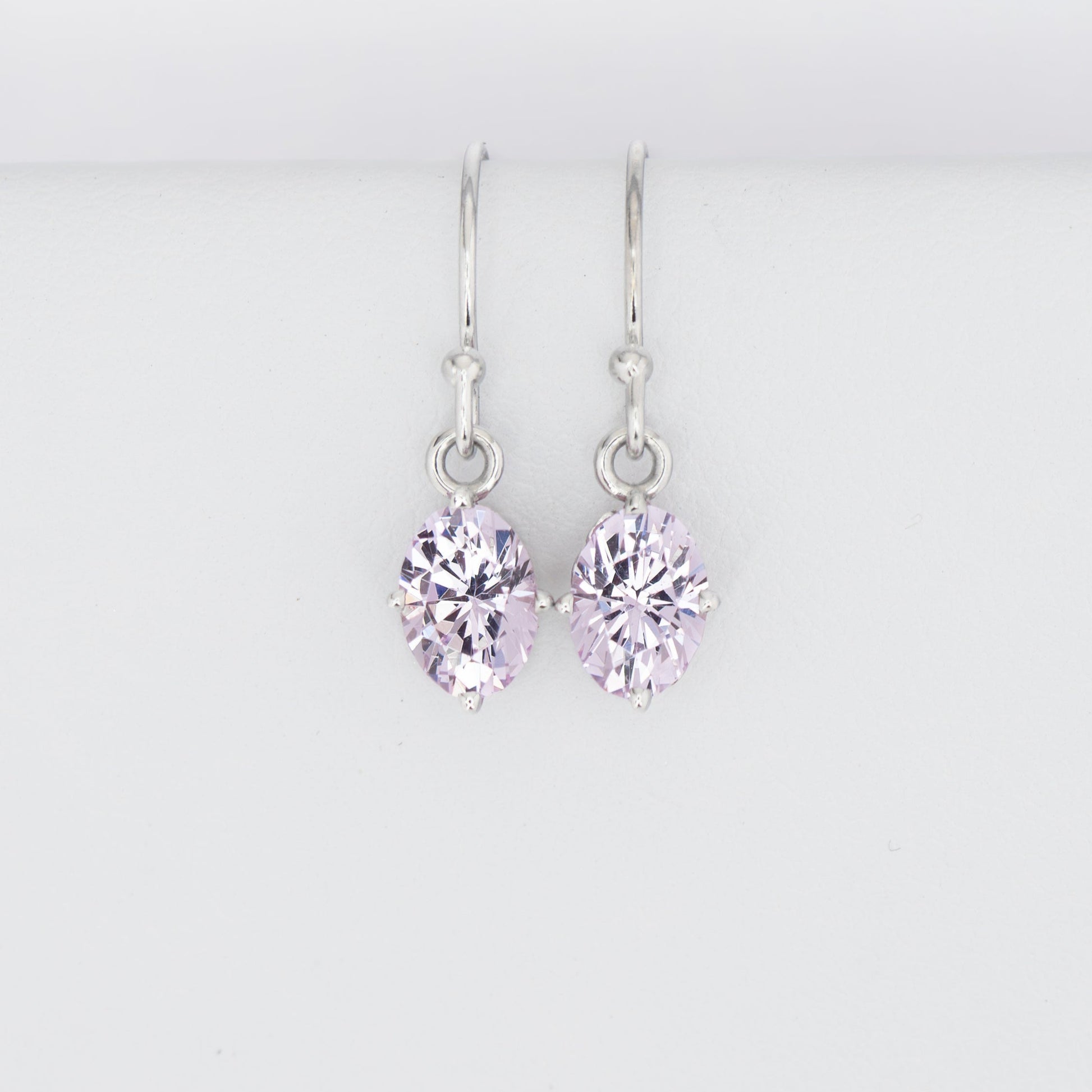 Lyra drop earrings in white gold with lavender YAG