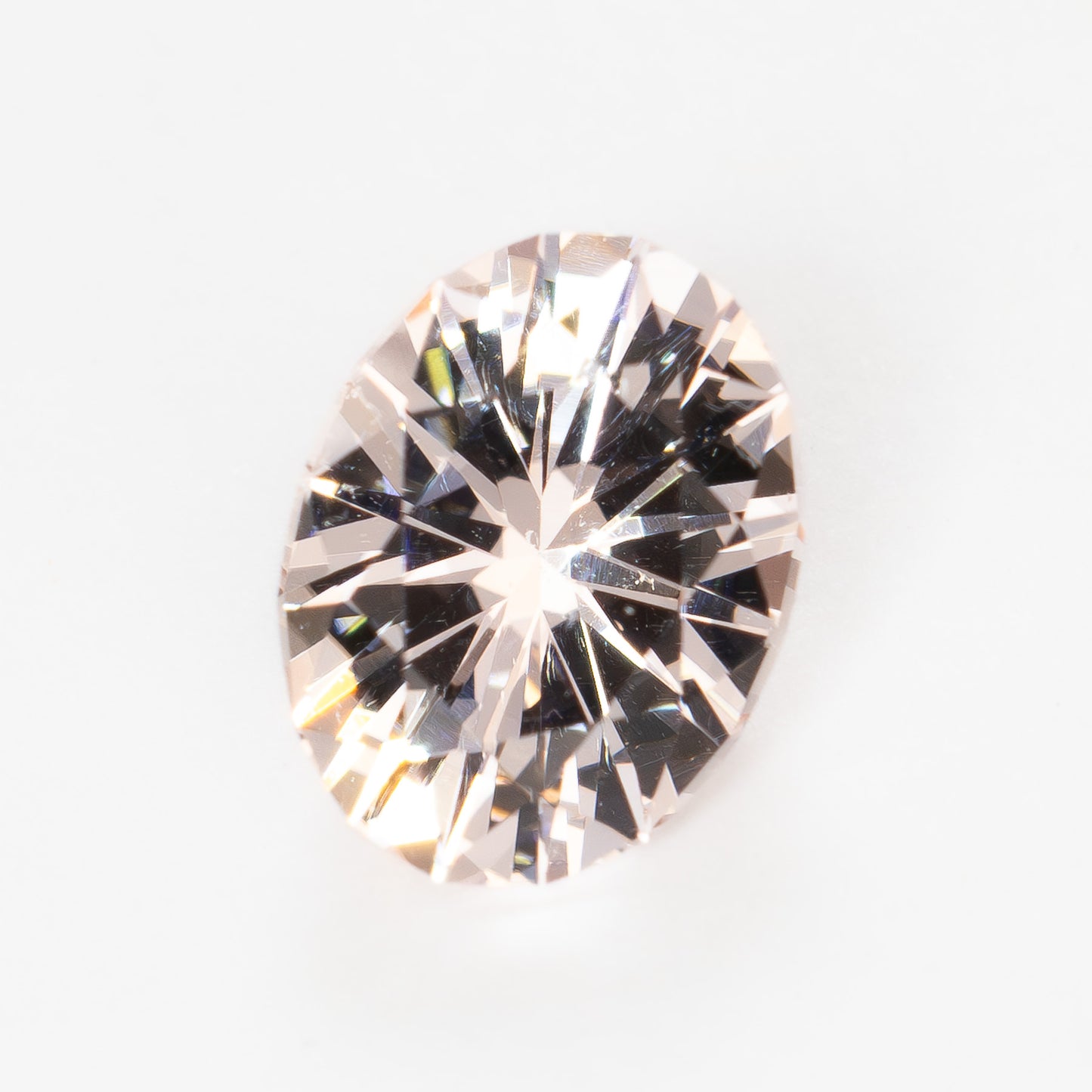 MG0101 oval cut morganite