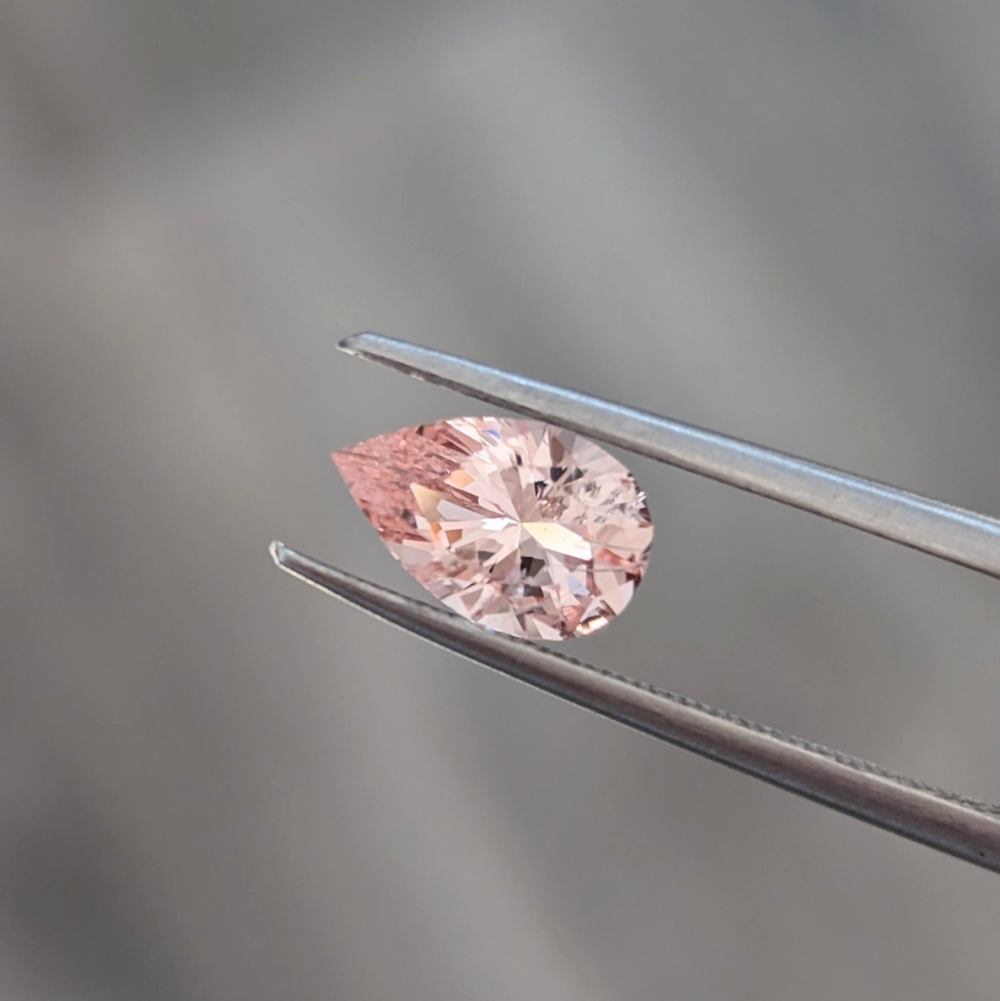 MG0102 1.14ct pear cut morganite