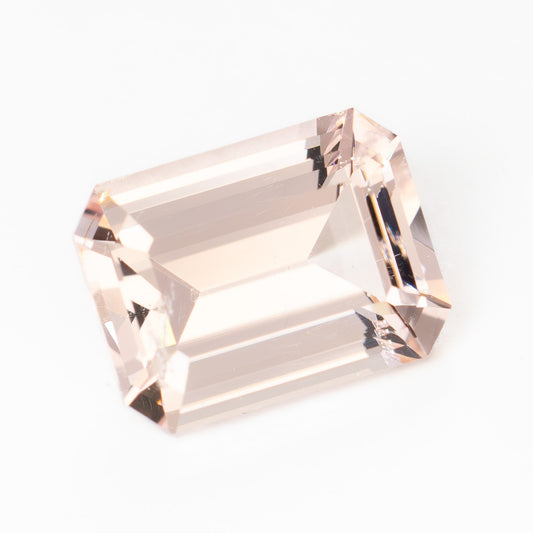 MG0104 1.39ct step cut morganite