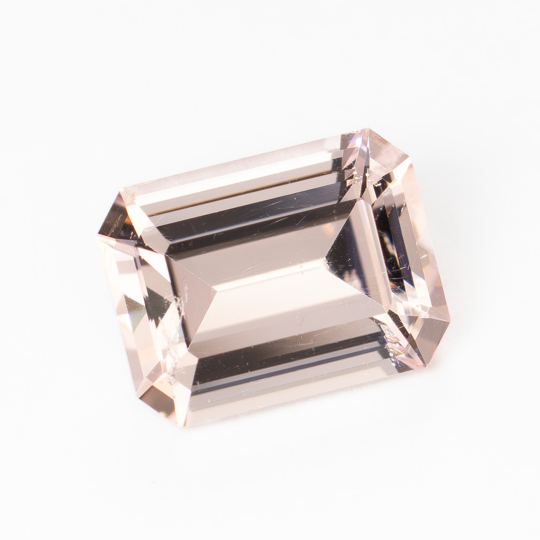 MG0104 1.39ct step cut morganite