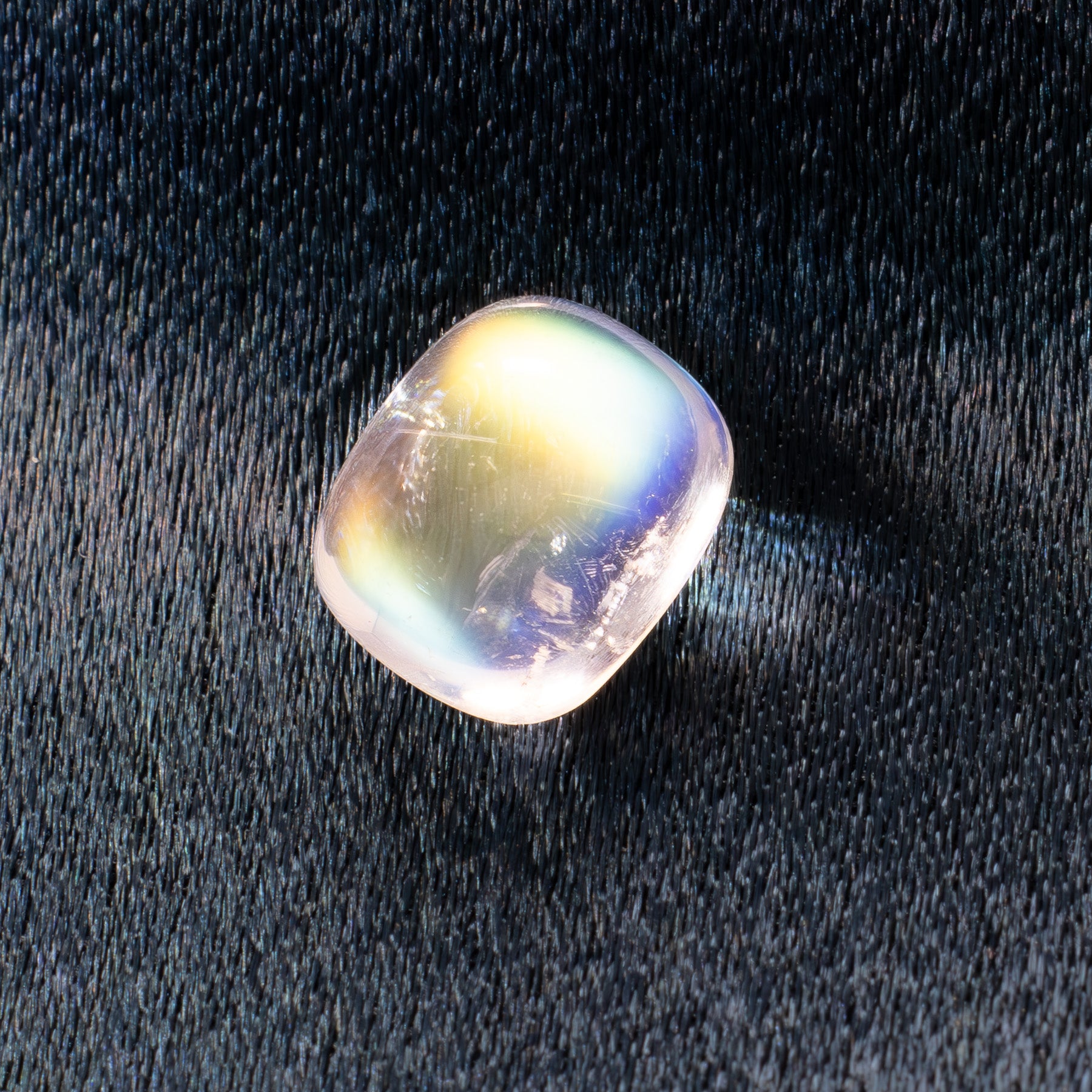 MNST003 3.11ct elongated cushion moonstone