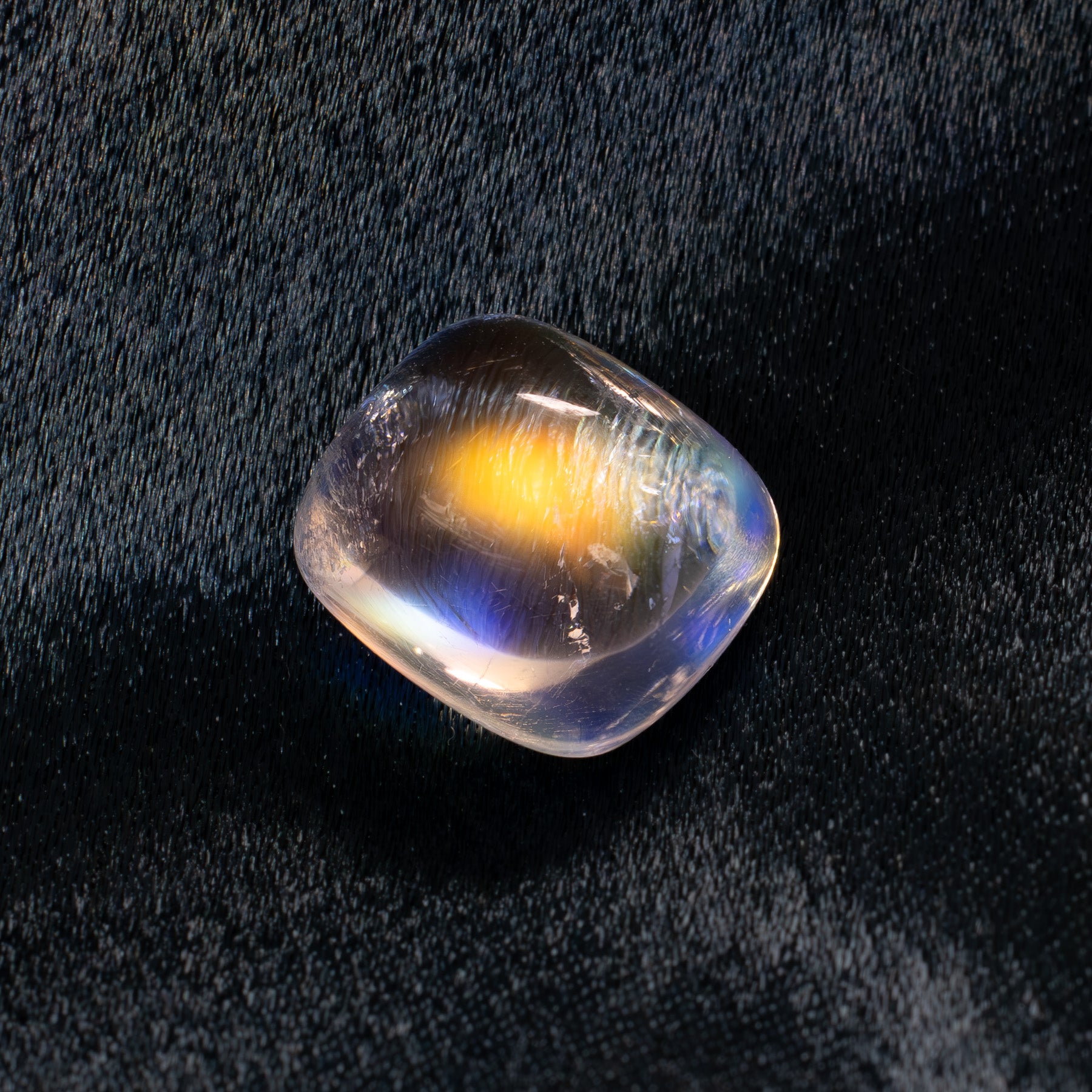 MNST007 8.39ct elongated cushion moonstone