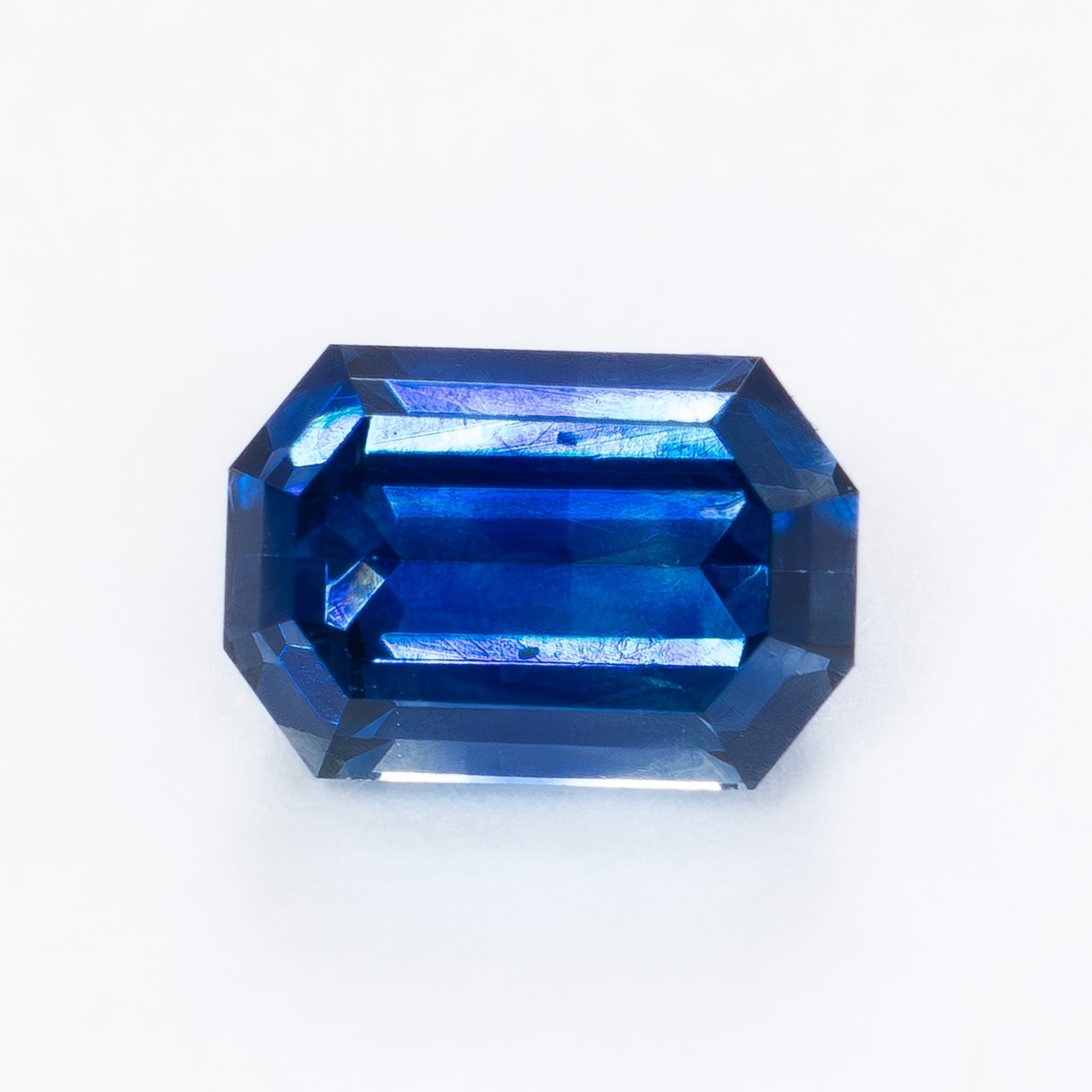 MS0116 rich blue step cut montana sapphire