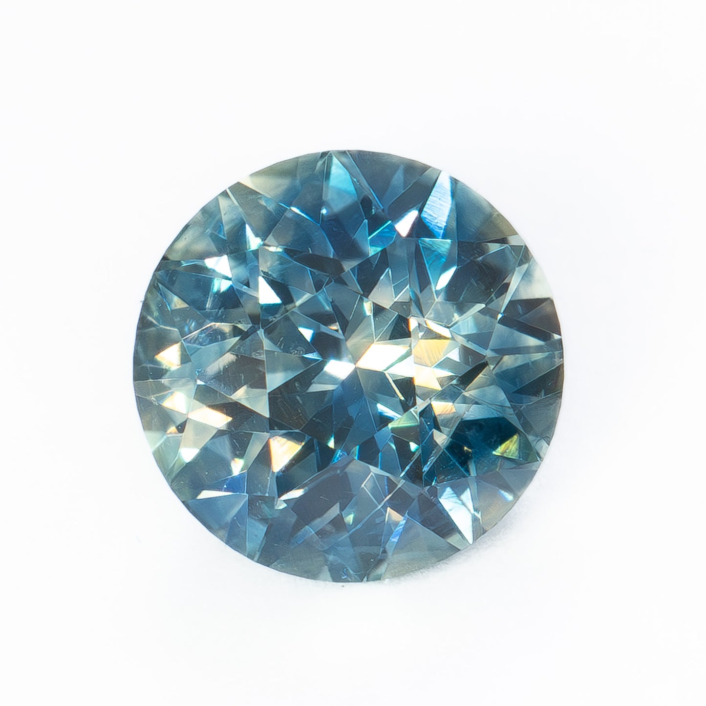 MS0162 bi-color blue white round montana sapphire