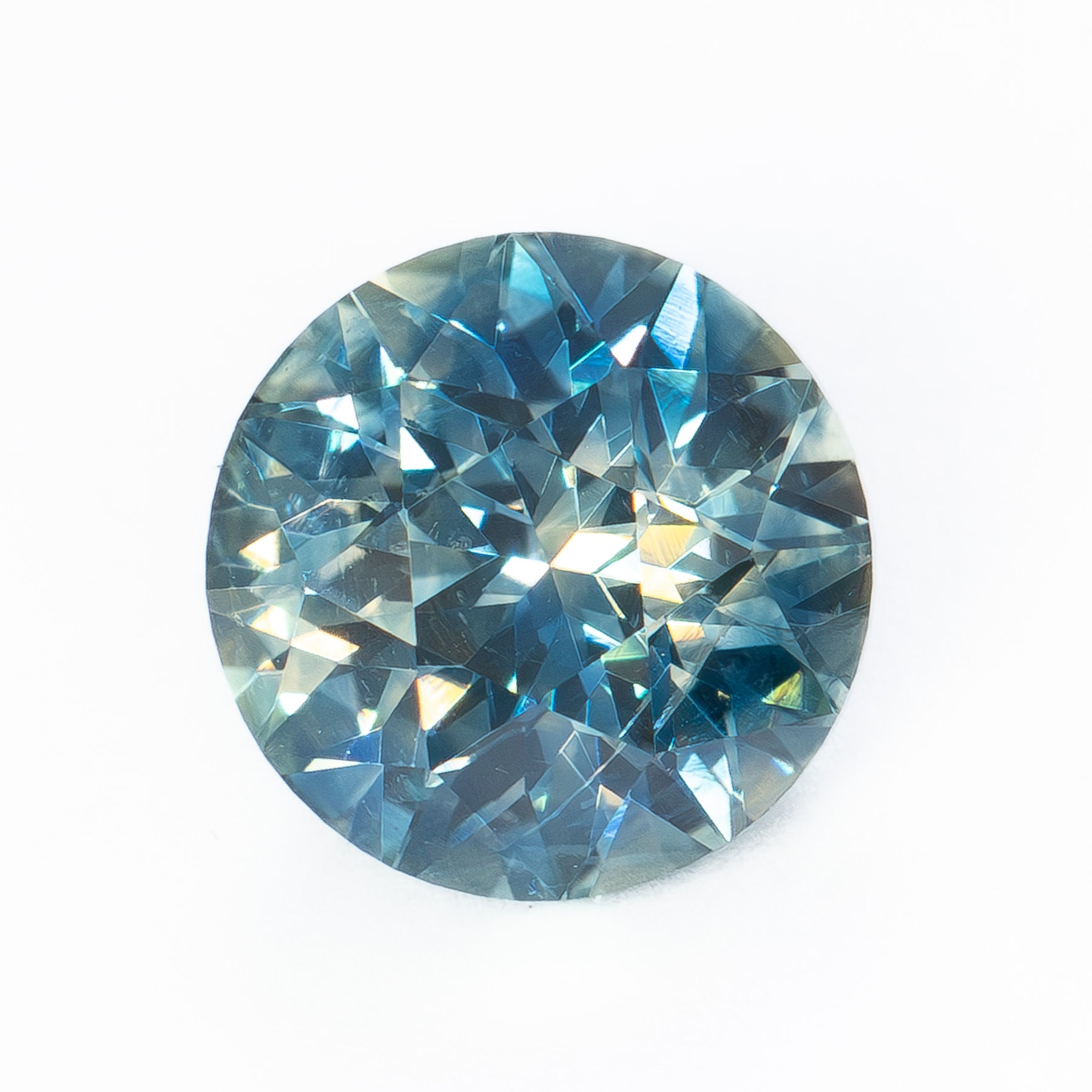 MS0162 bi-color blue white round montana sapphire