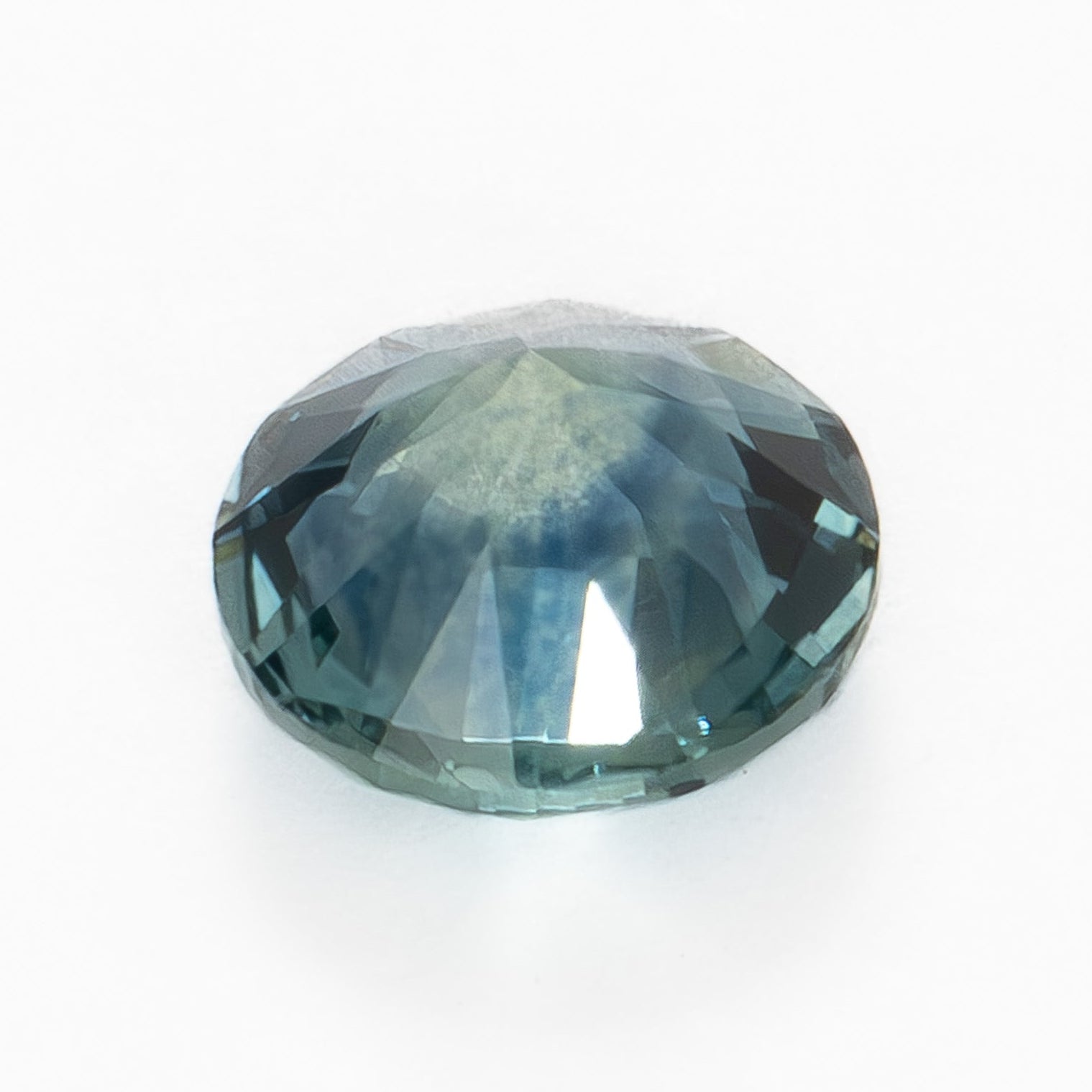 MS0241 light blue-green round cut montana sapphire