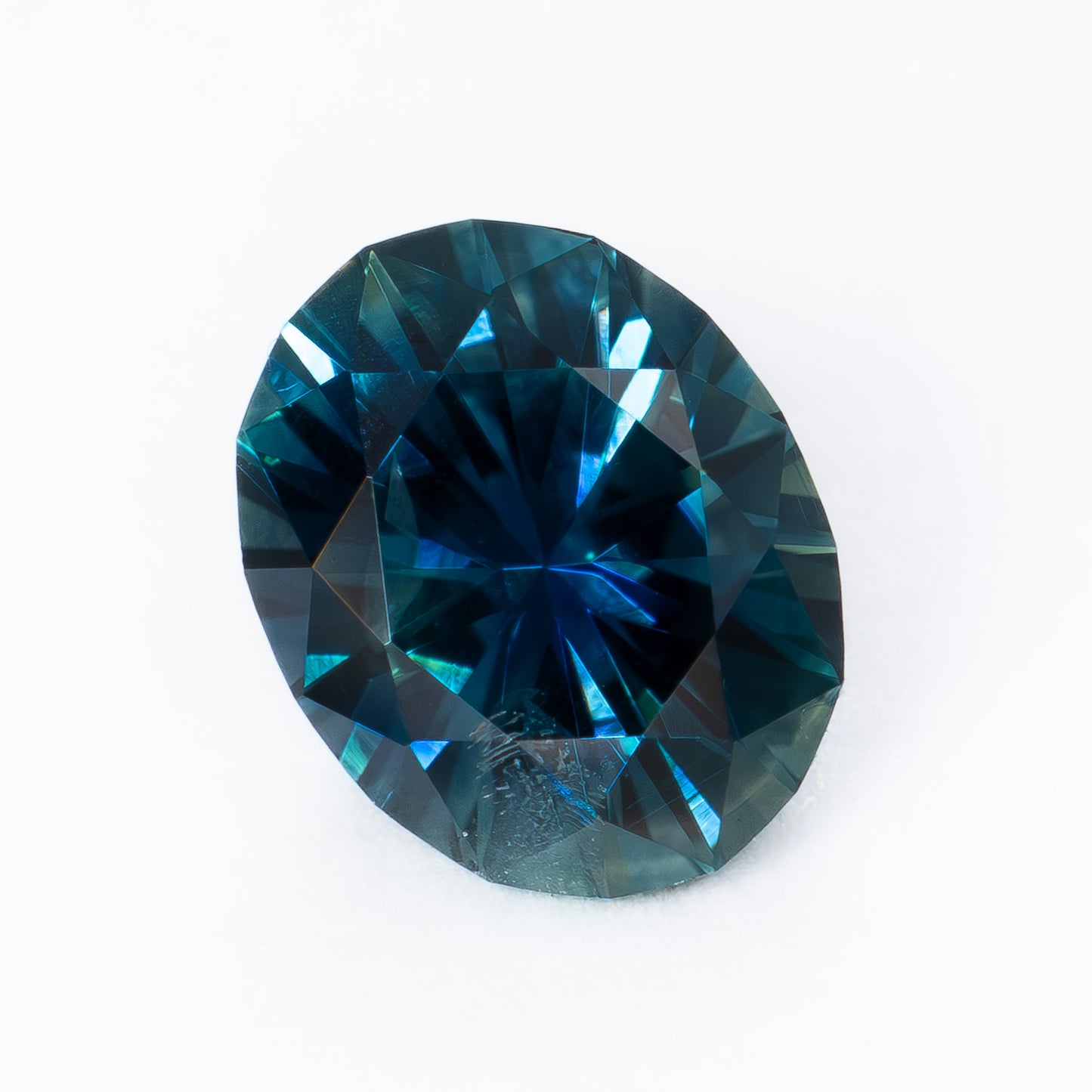 MS0246 dark blue-green oval montana sapphire