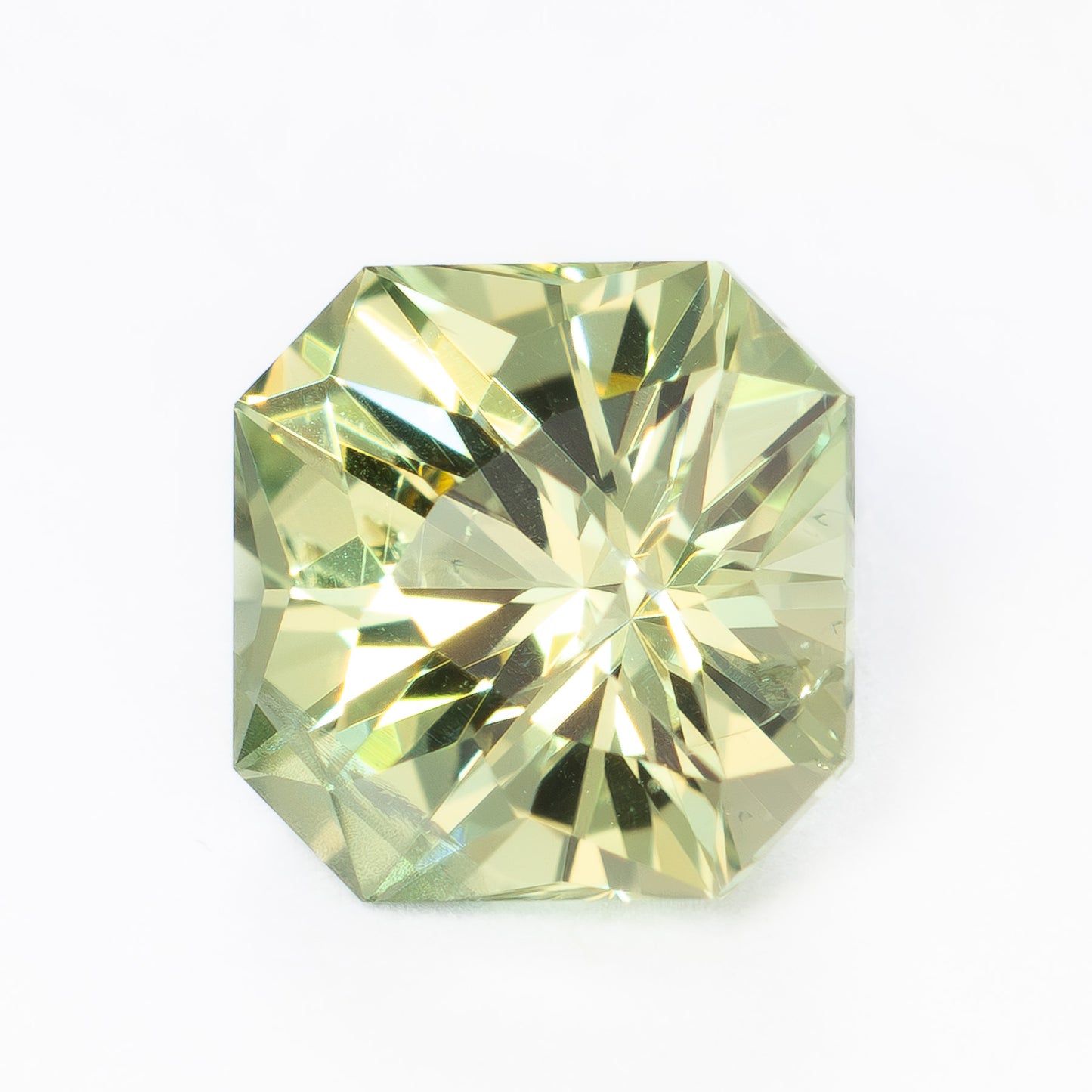 MS0251 yellow-green asscher montana sapphire