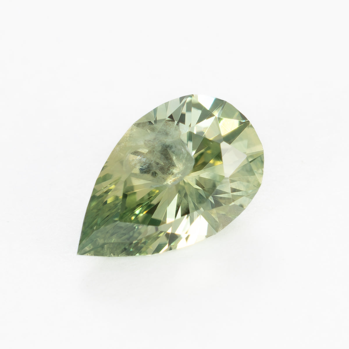 MS0264 0.82ct light green eden pear montana sapphire