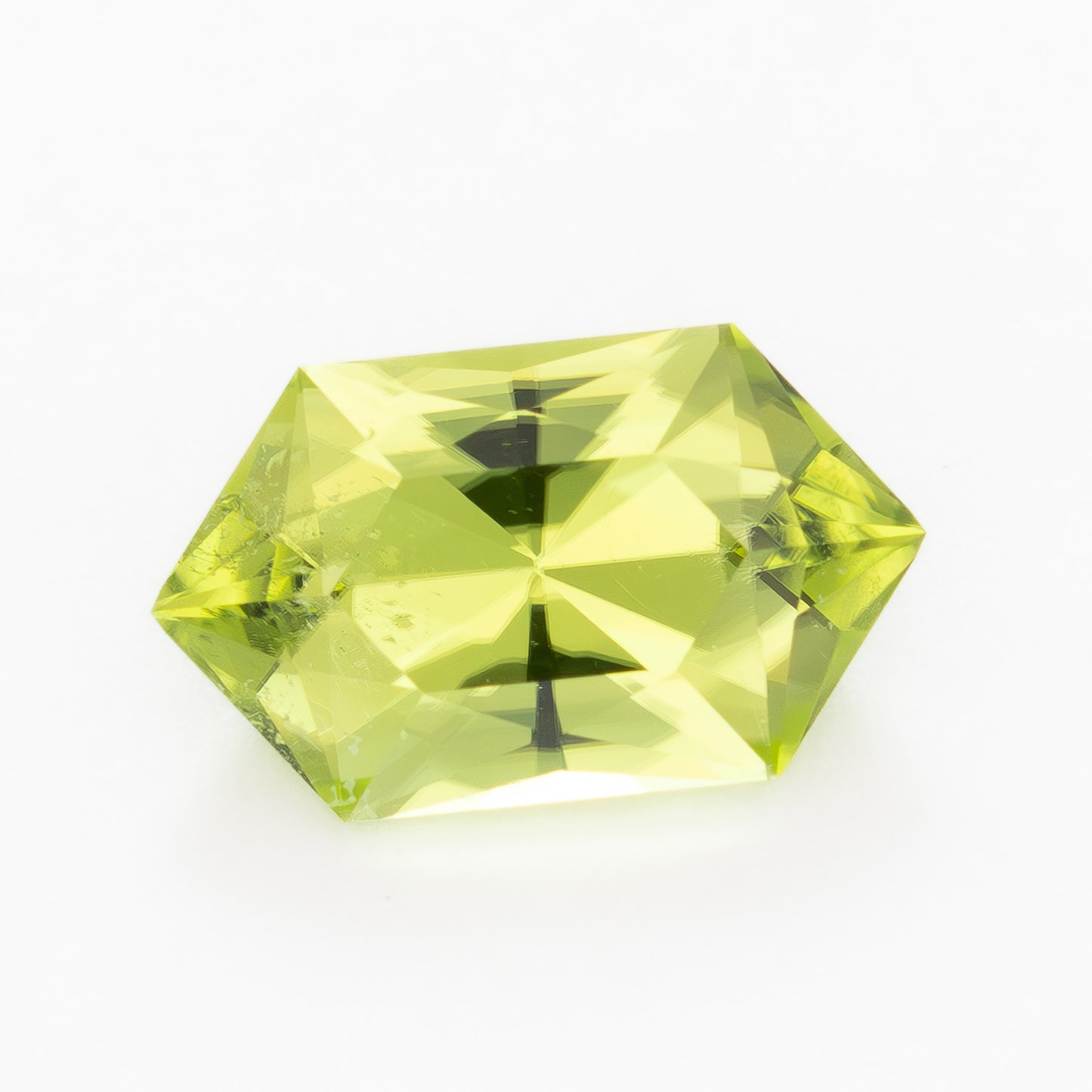 PD0106 1.94ct dutch marquise elongated hex peridot