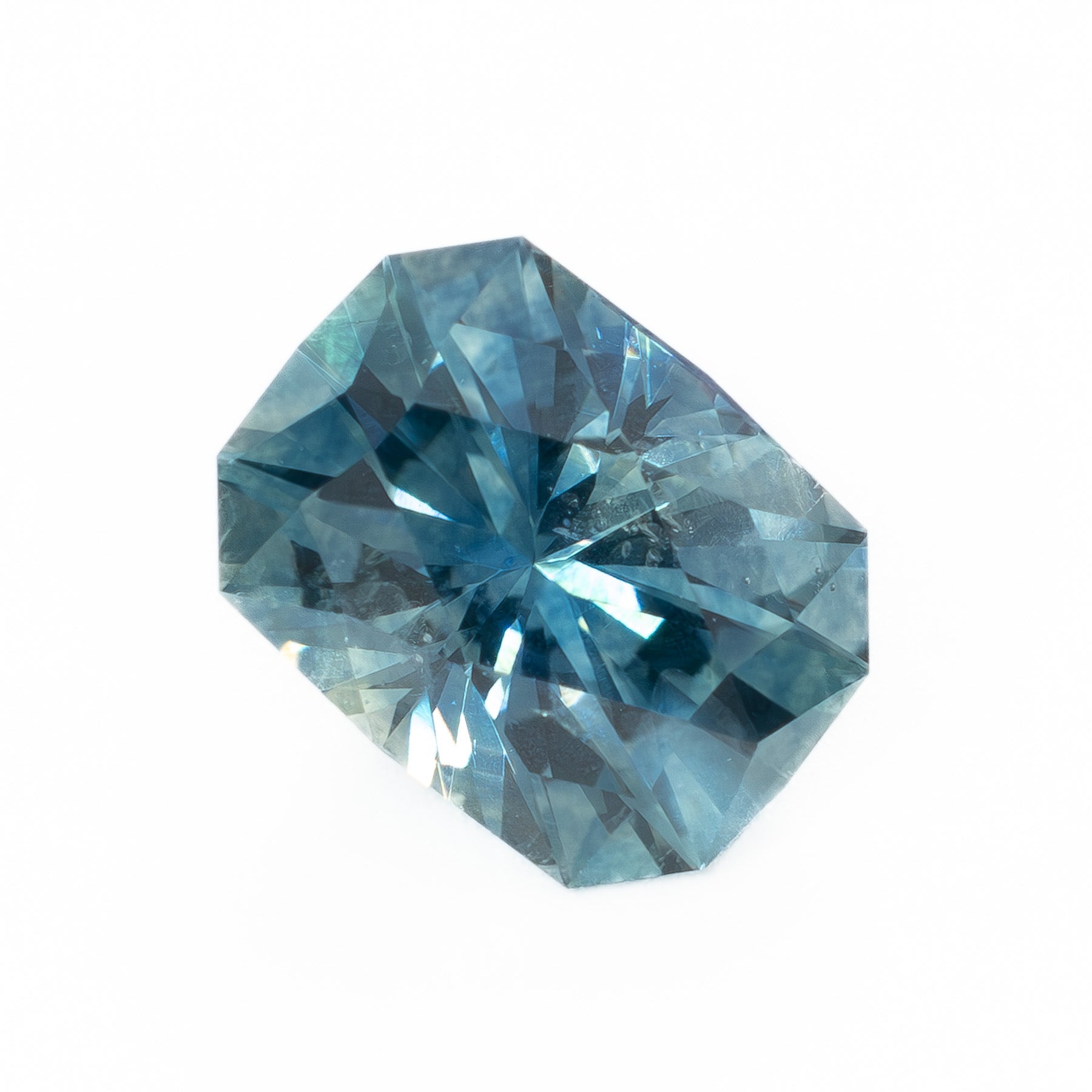 PSH0224 1.67ct blue radiant montana sapphire