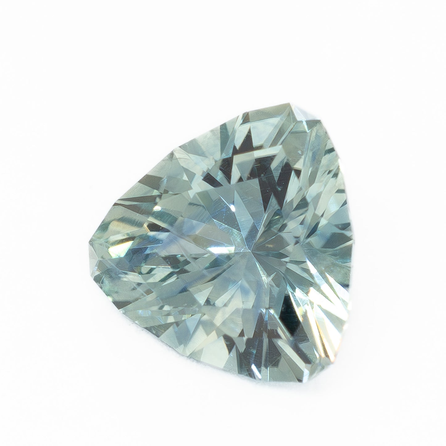 PSH0240 0.92ct light blue trillion montana sapphire