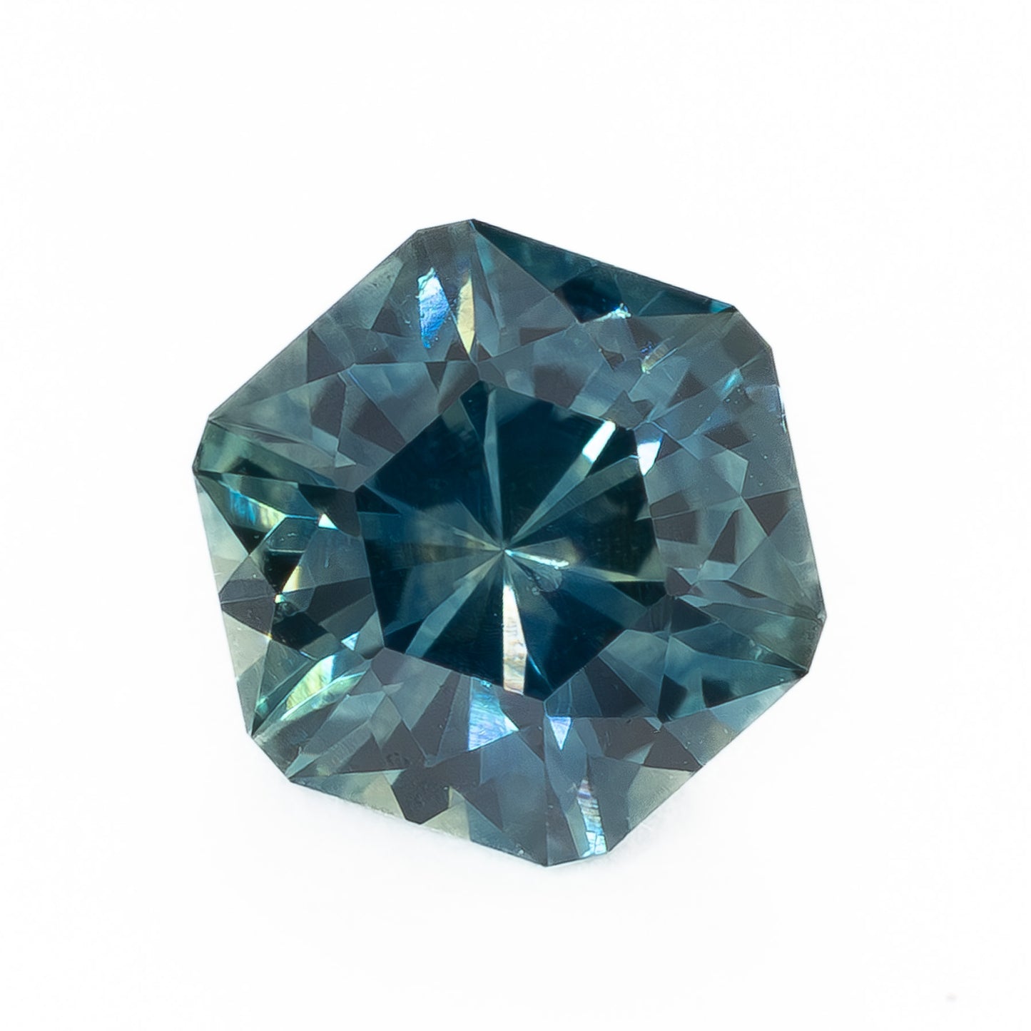 PSH0253 rich blue hex cut montana sapphire