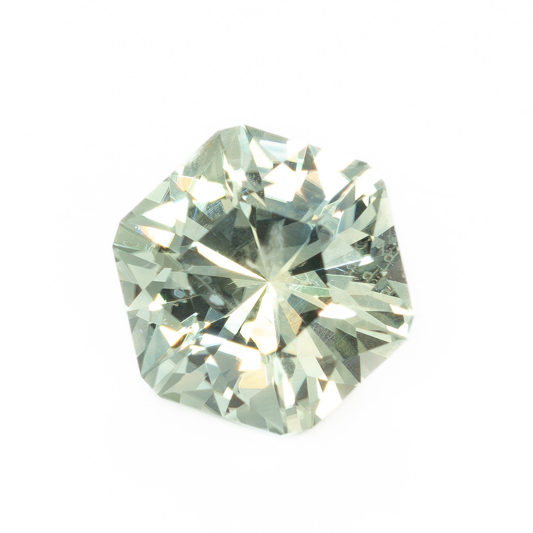 PSH0543 0.93ct light blue hex cut montana sapphire