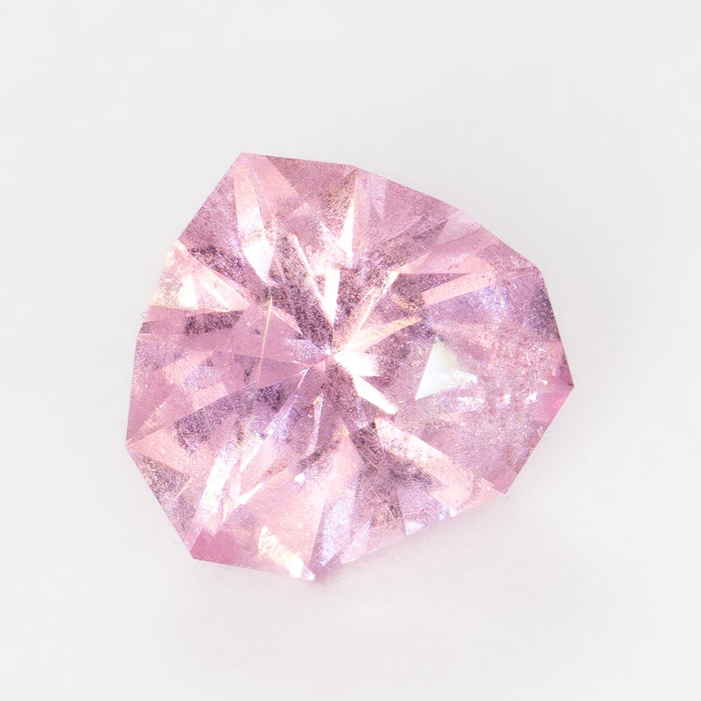 SP0103 0.48ct heart cut pink spinel