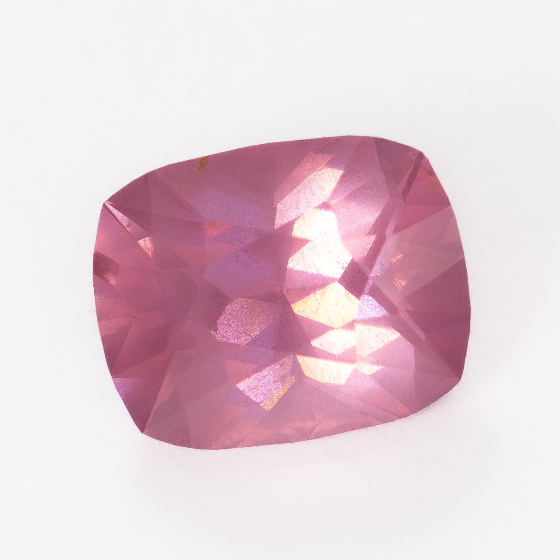 SP0105 1.76ct elongated cushion pink spinel