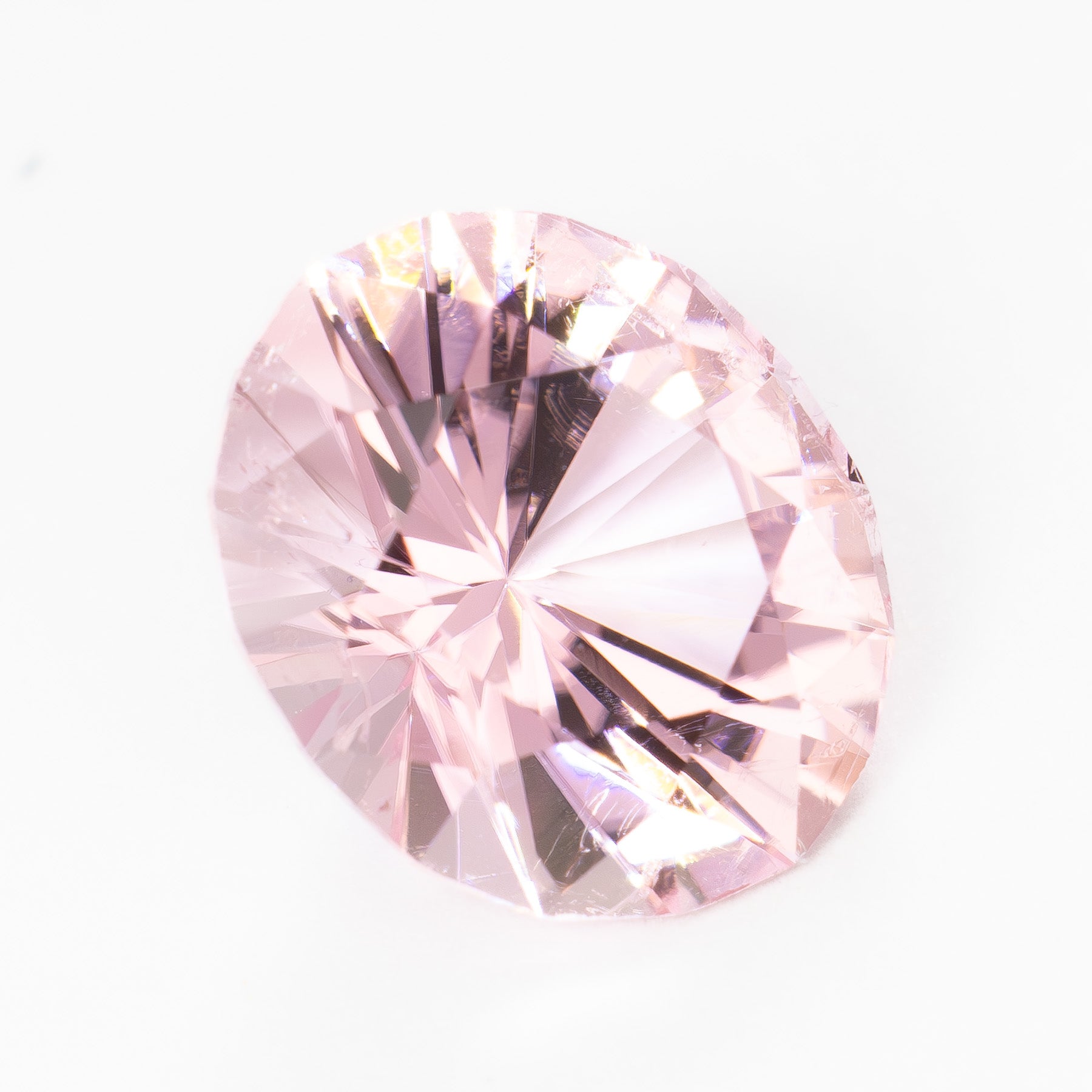 TL0101 3.15ct oval cut pink tourmaline