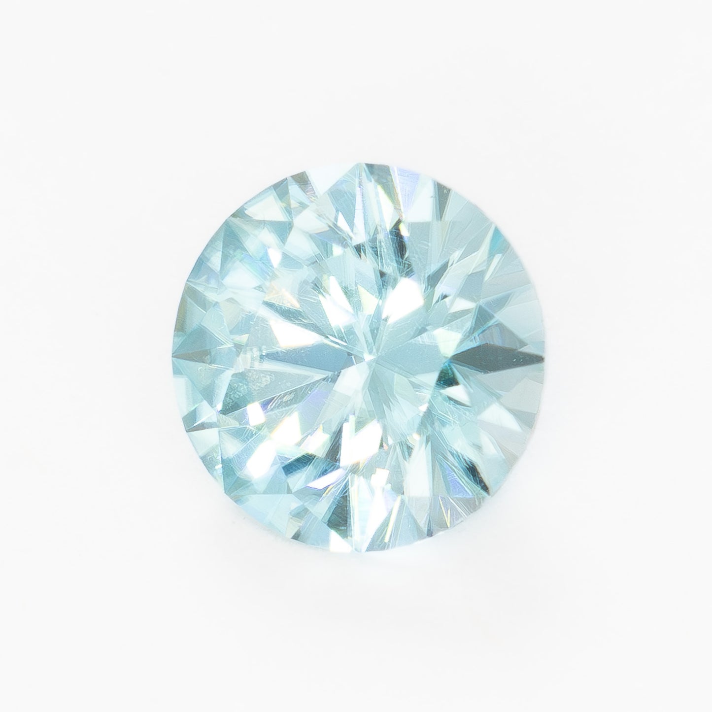 ZR0114 light blue round zircon
