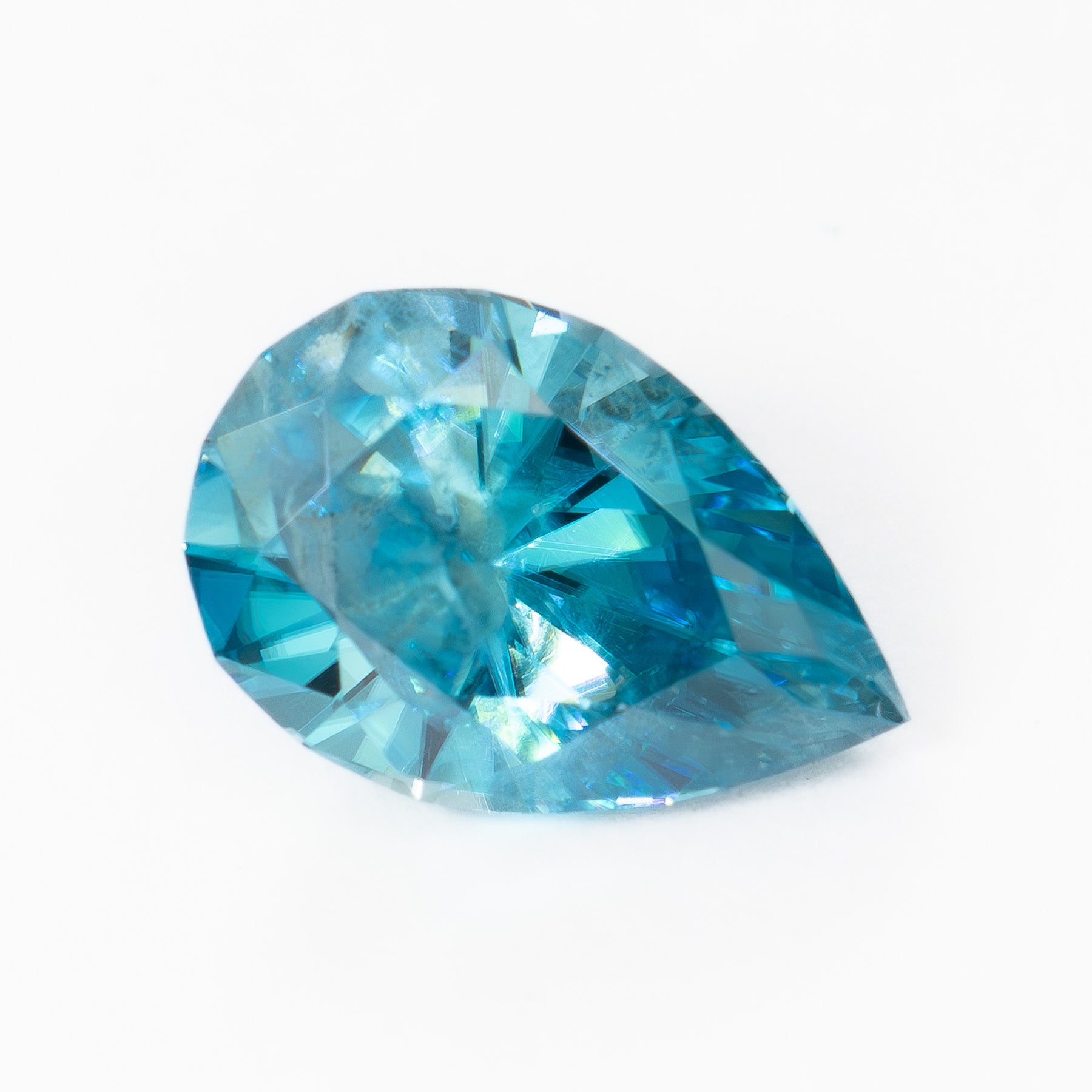 ZR0116 rich blue pear zircon