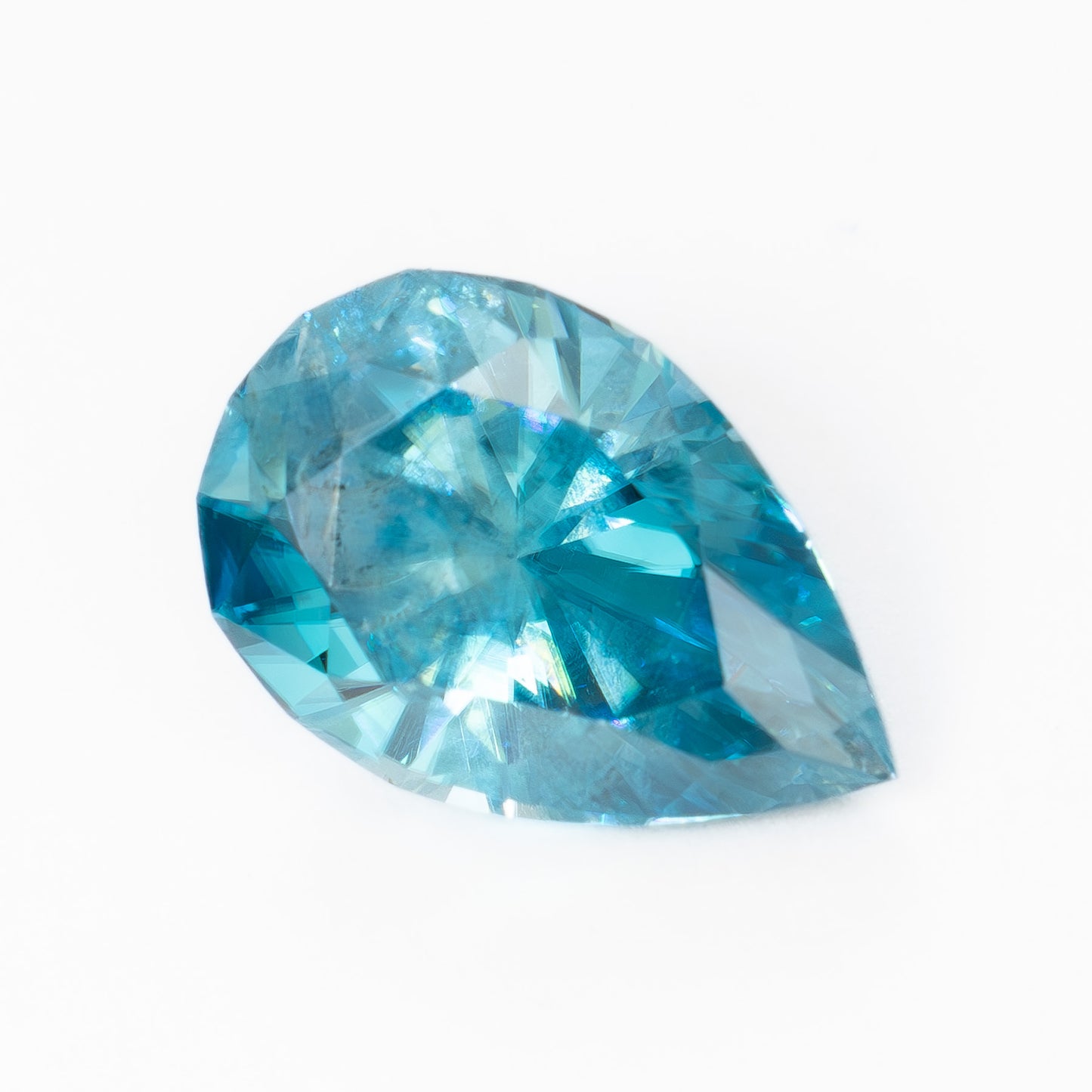 ZR0116 rich blue pear zircon