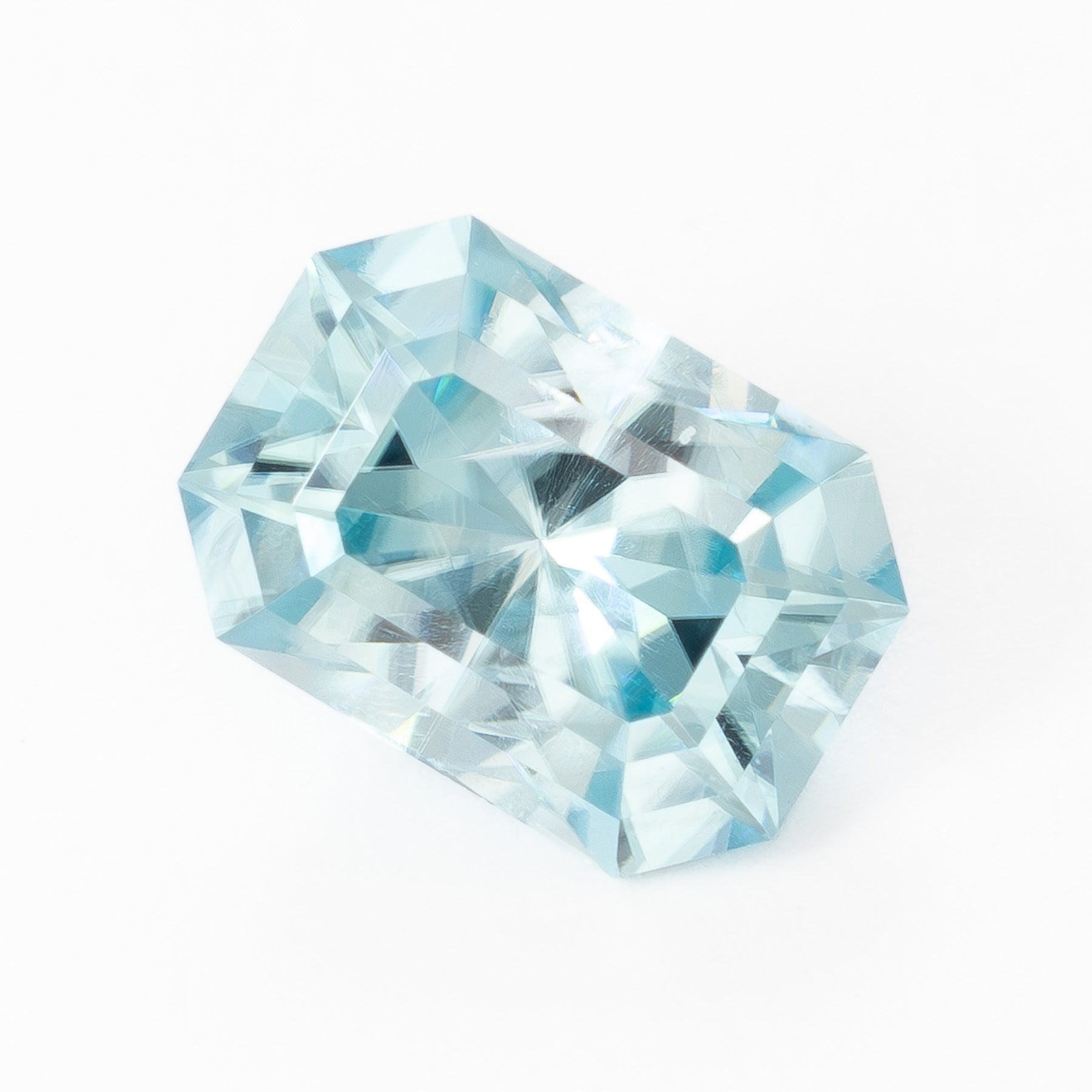 ZR0117 2.00ct radiant cut light blue zircon