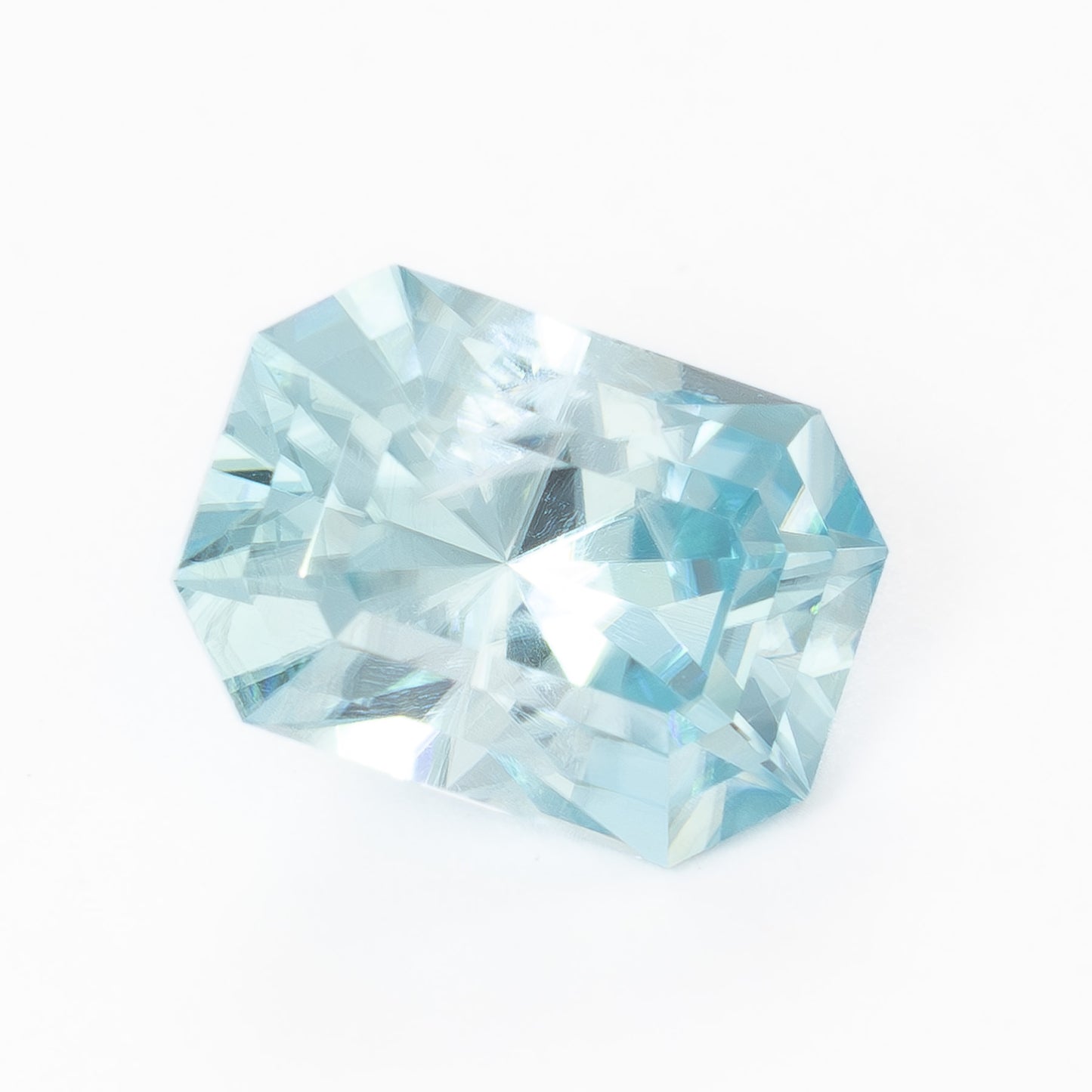 ZR0117 2.00ct radiant cut light blue zircon