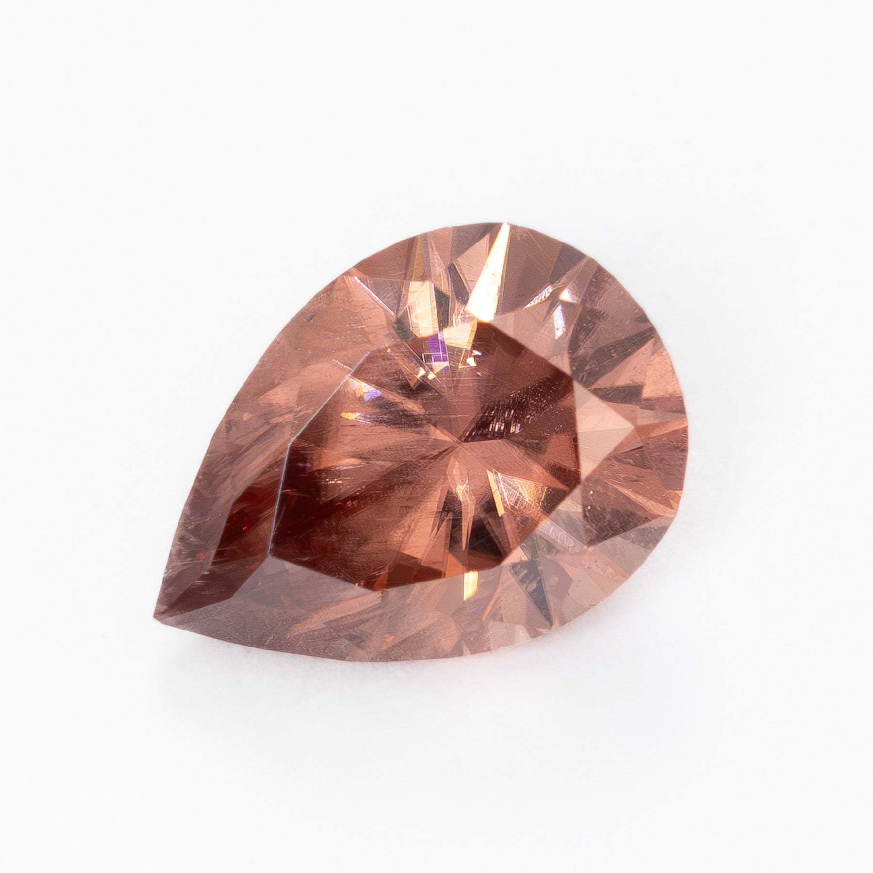 ZR0132 2.87ct pink-peach pear cut zircon