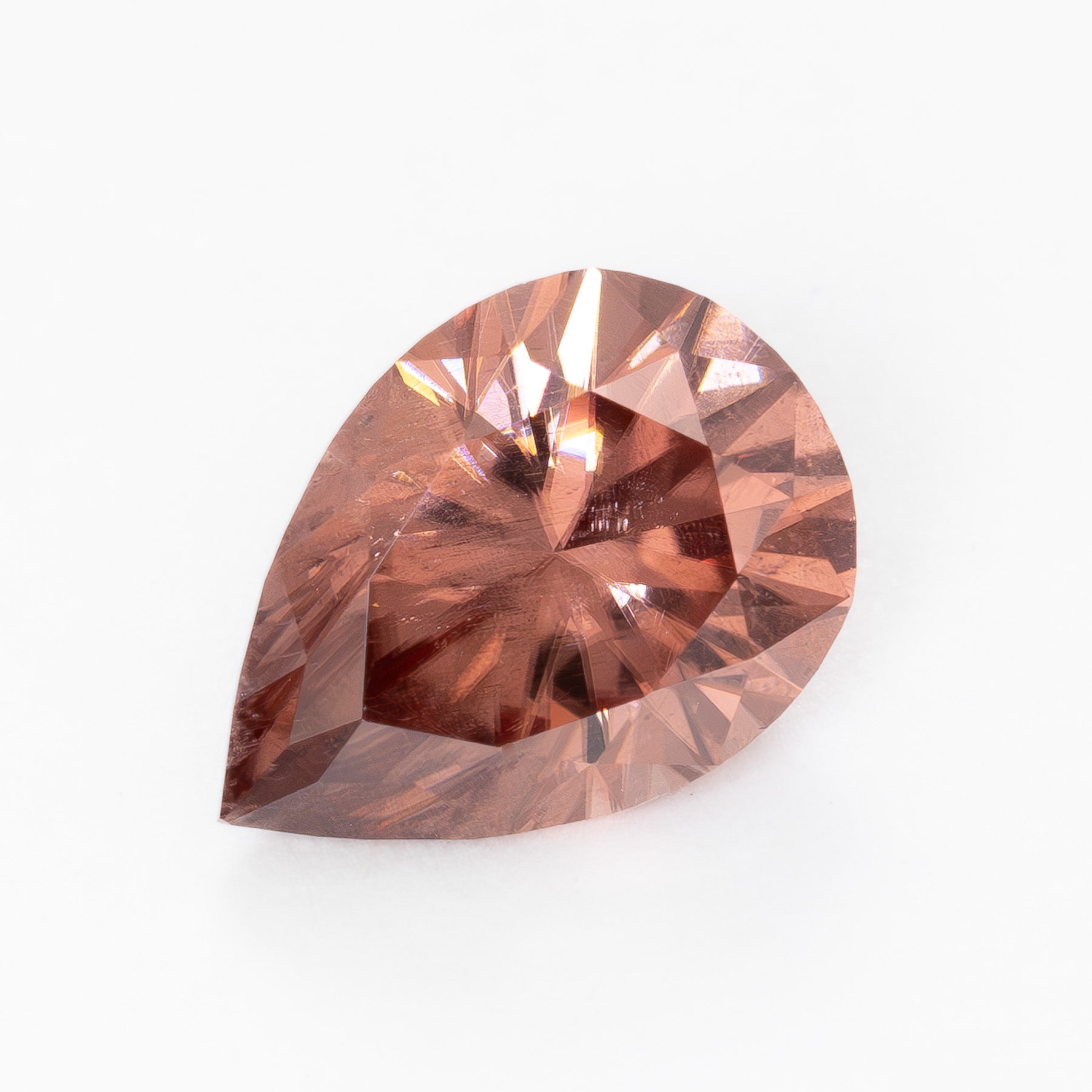 ZR0132 2.87ct pink-peach pear cut zircon