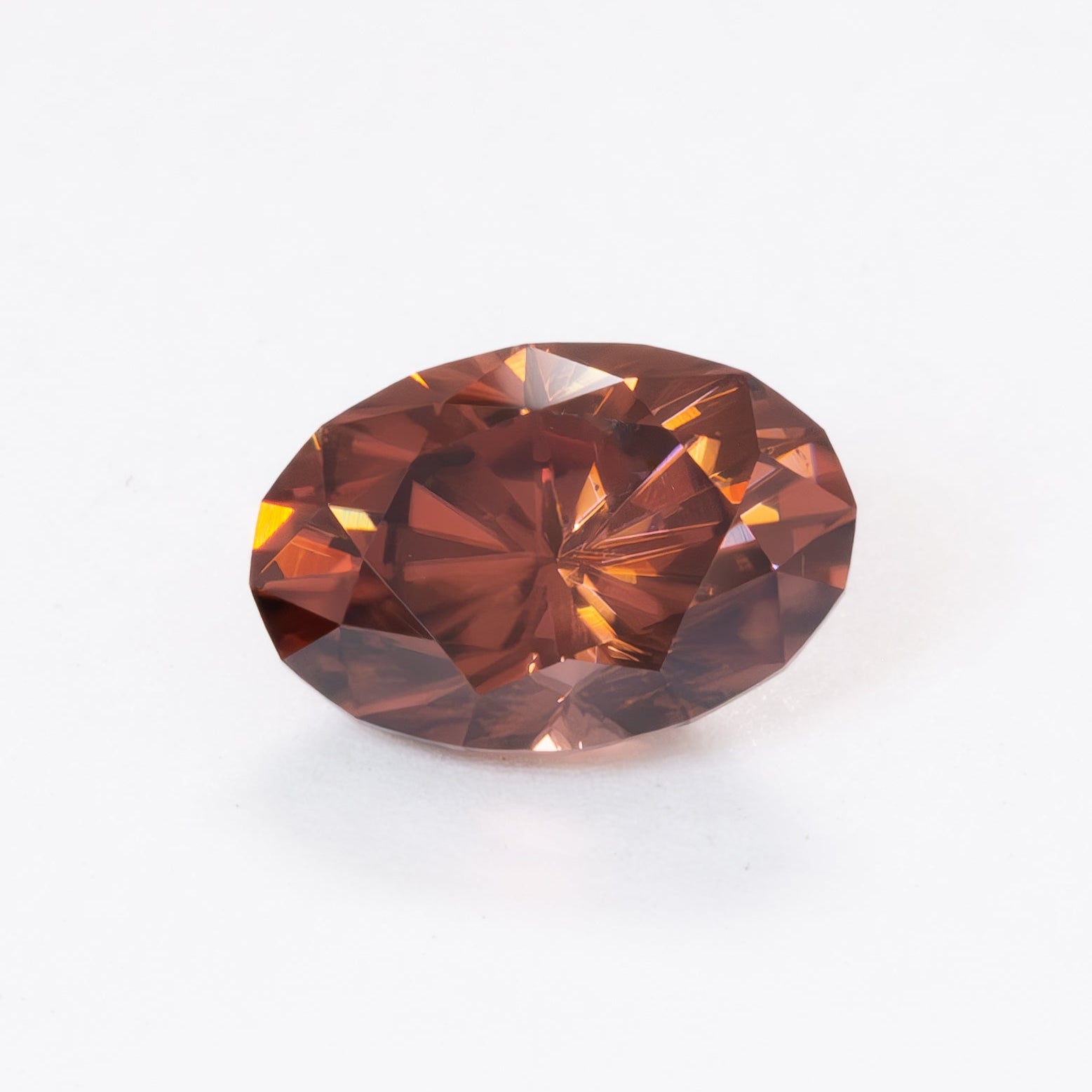 ZR0138 copper colored oval zircon