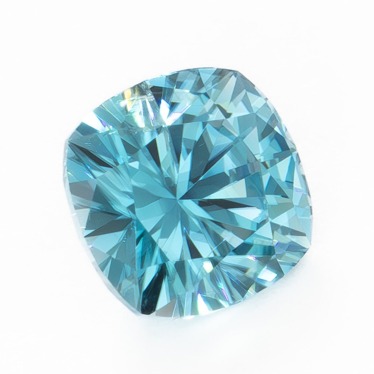 ZR0142 light blue cushion cut zircon