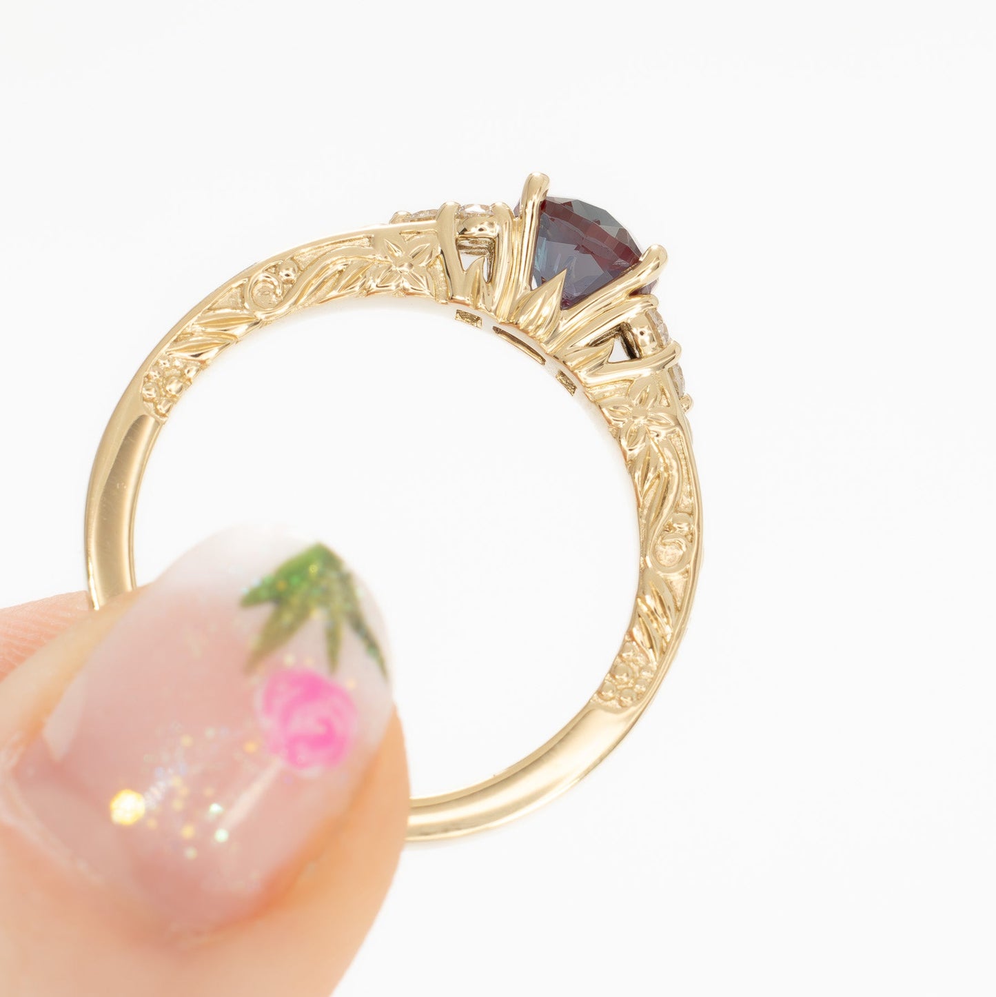 alice nature inspired ring in yellow gold with round lab alexandrite