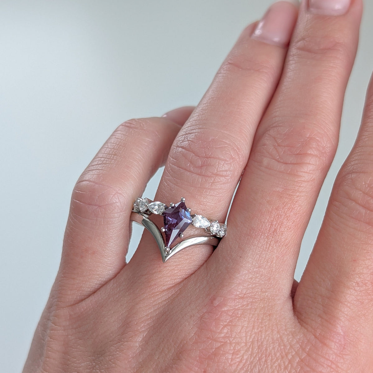 aurelia accented ring in white gold with kite cut lab alexandrite