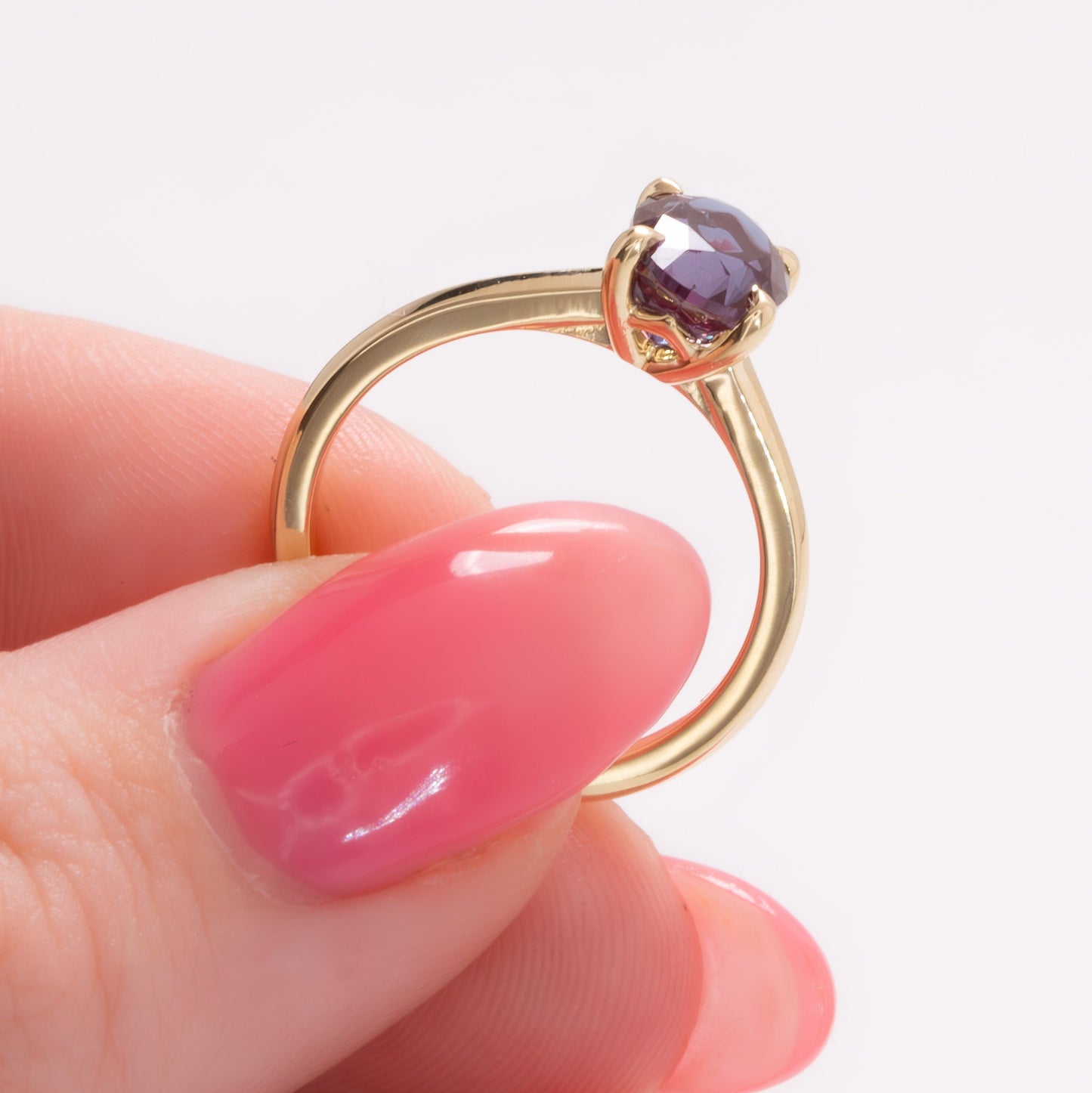 bree solitaire engagement ring in yellow gold and oval lab alexandrite